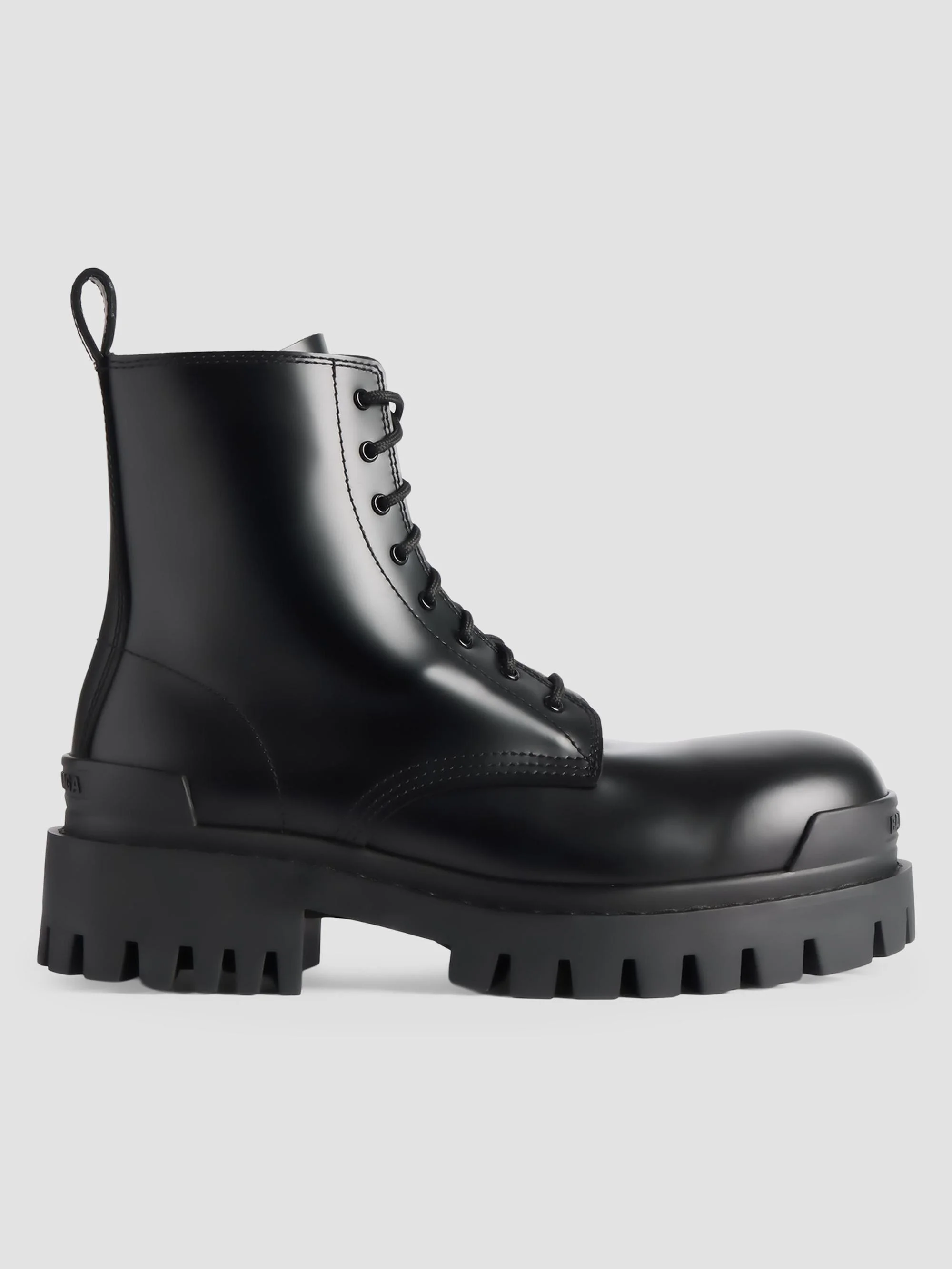 Men's Strike Zipped Boots - Black - 1