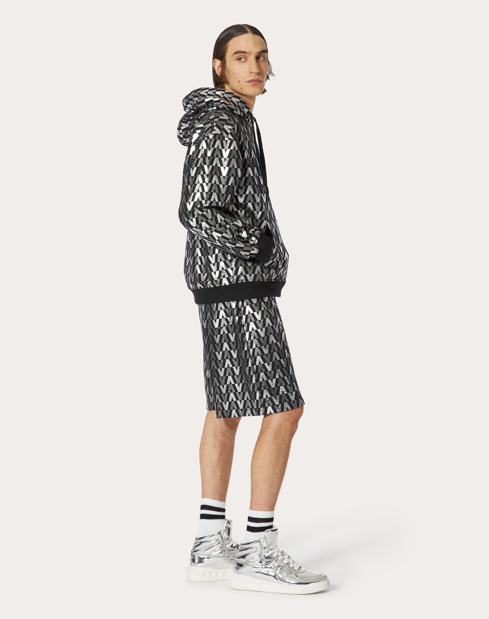 SWEATSHIRT WITH SILVER OPTICAL VALENTINO PRINT - 2