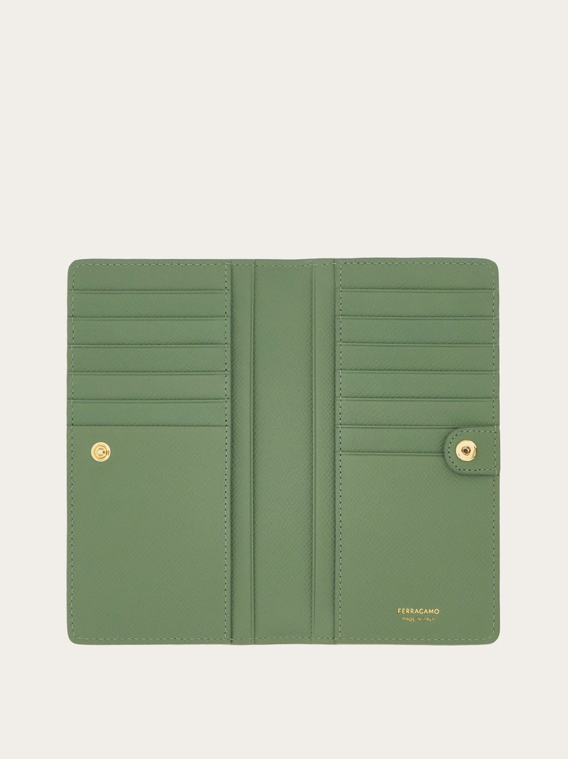 FERRAGAMO Gancini continental wallet outlook