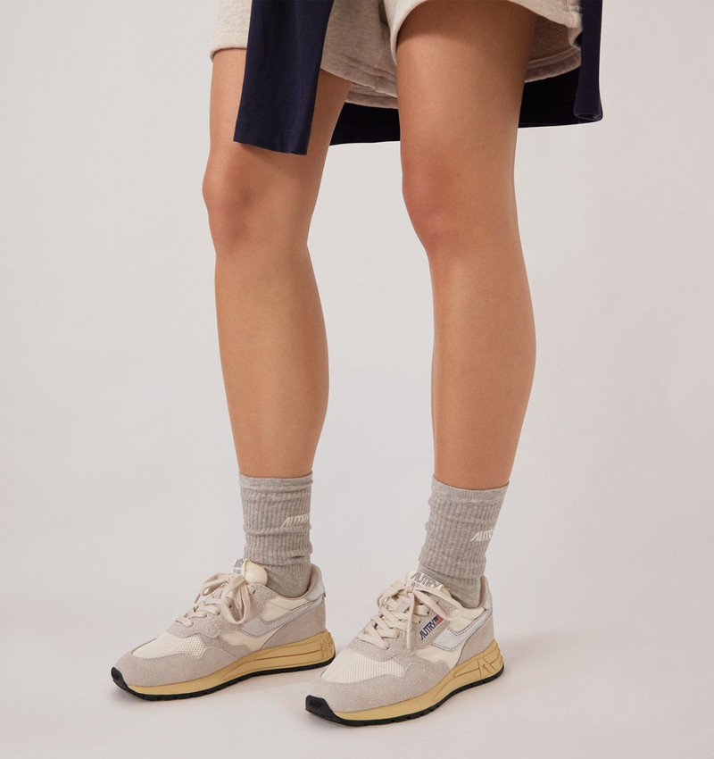 AUTRY REELWIND LOW SNEAKERS IN WHITE AND SILVER SUEDE AND NYLON outlook