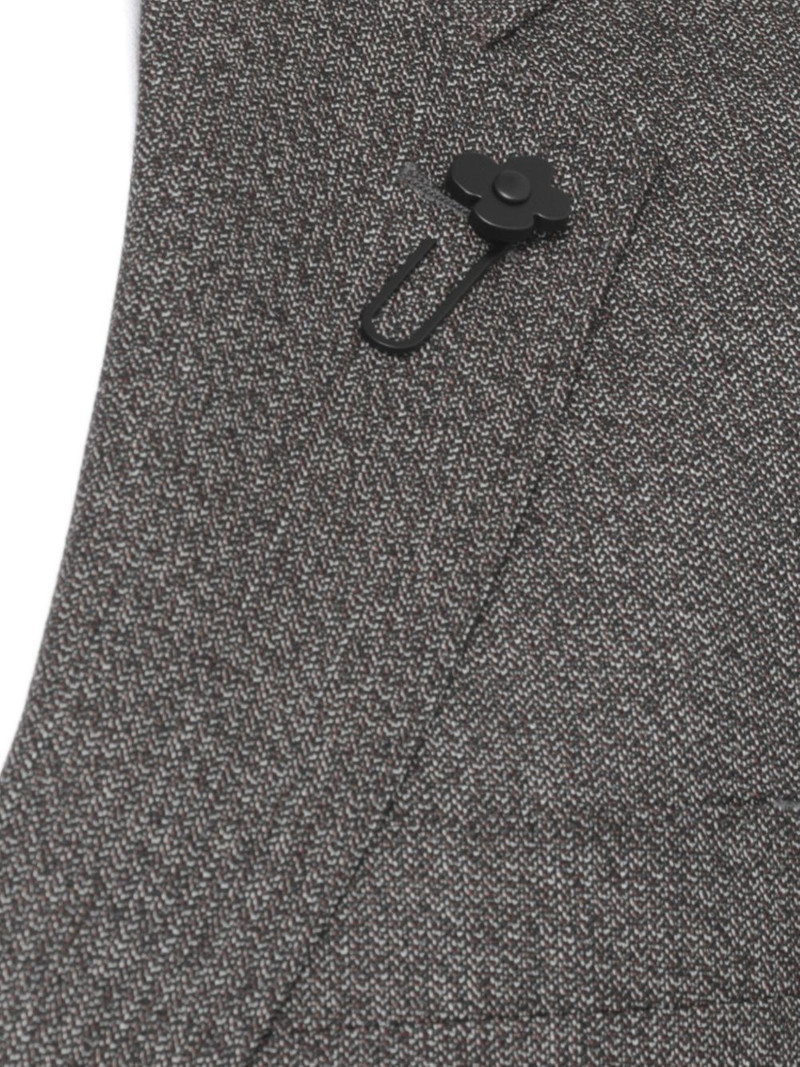 flower-button suit 4