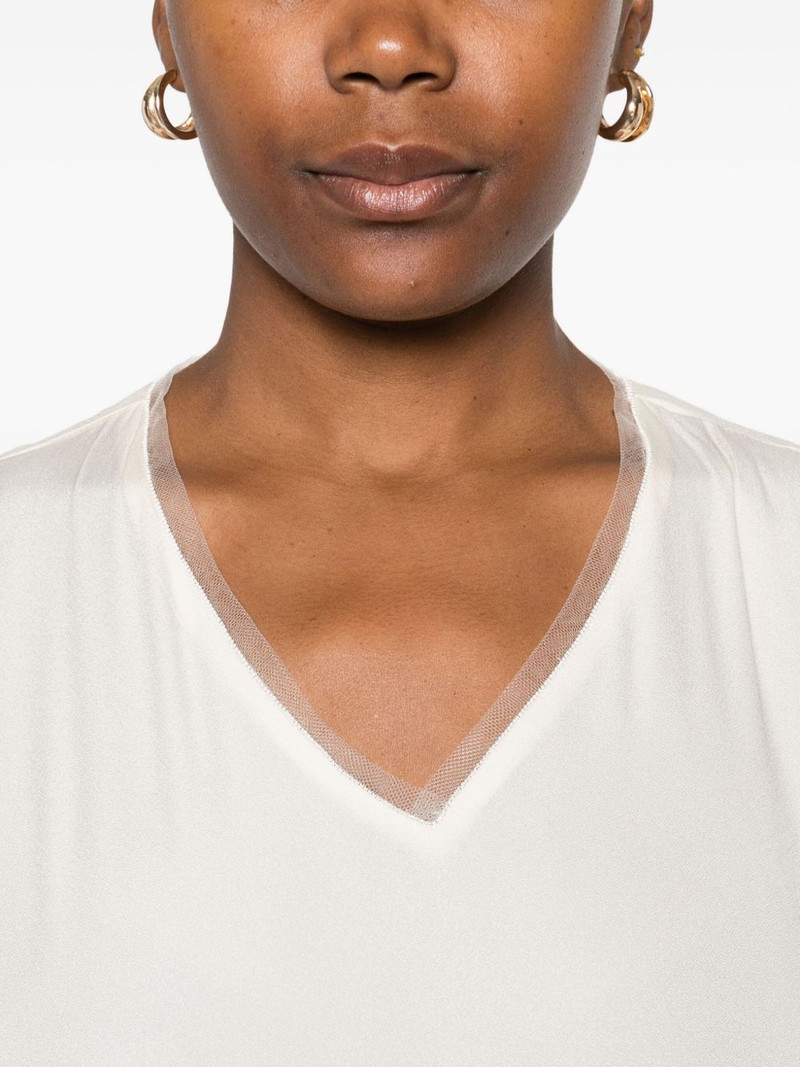 V-neck sleeveless blouse 5