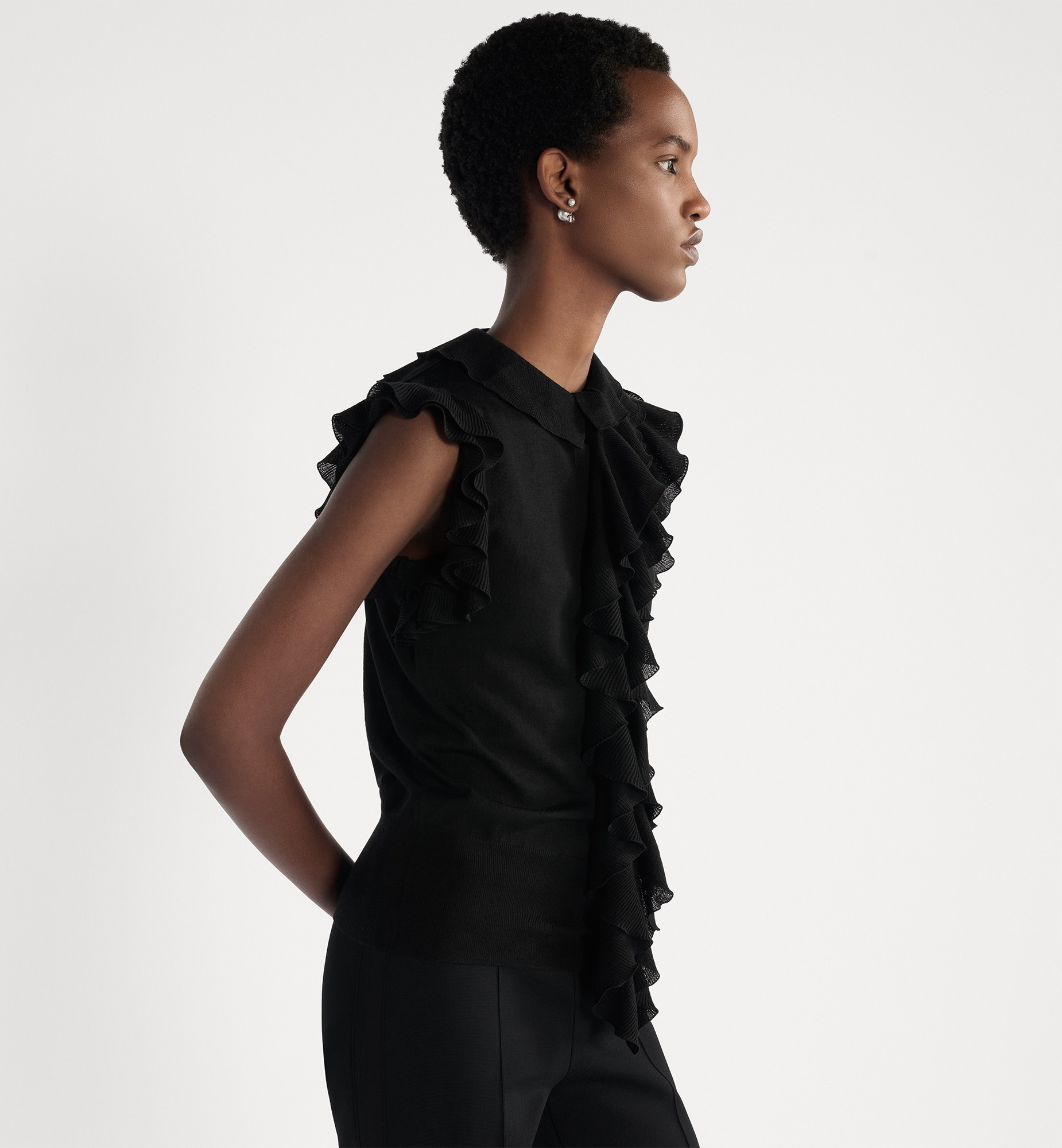 Sleeveless Top with Removable Ruched Collar - 3