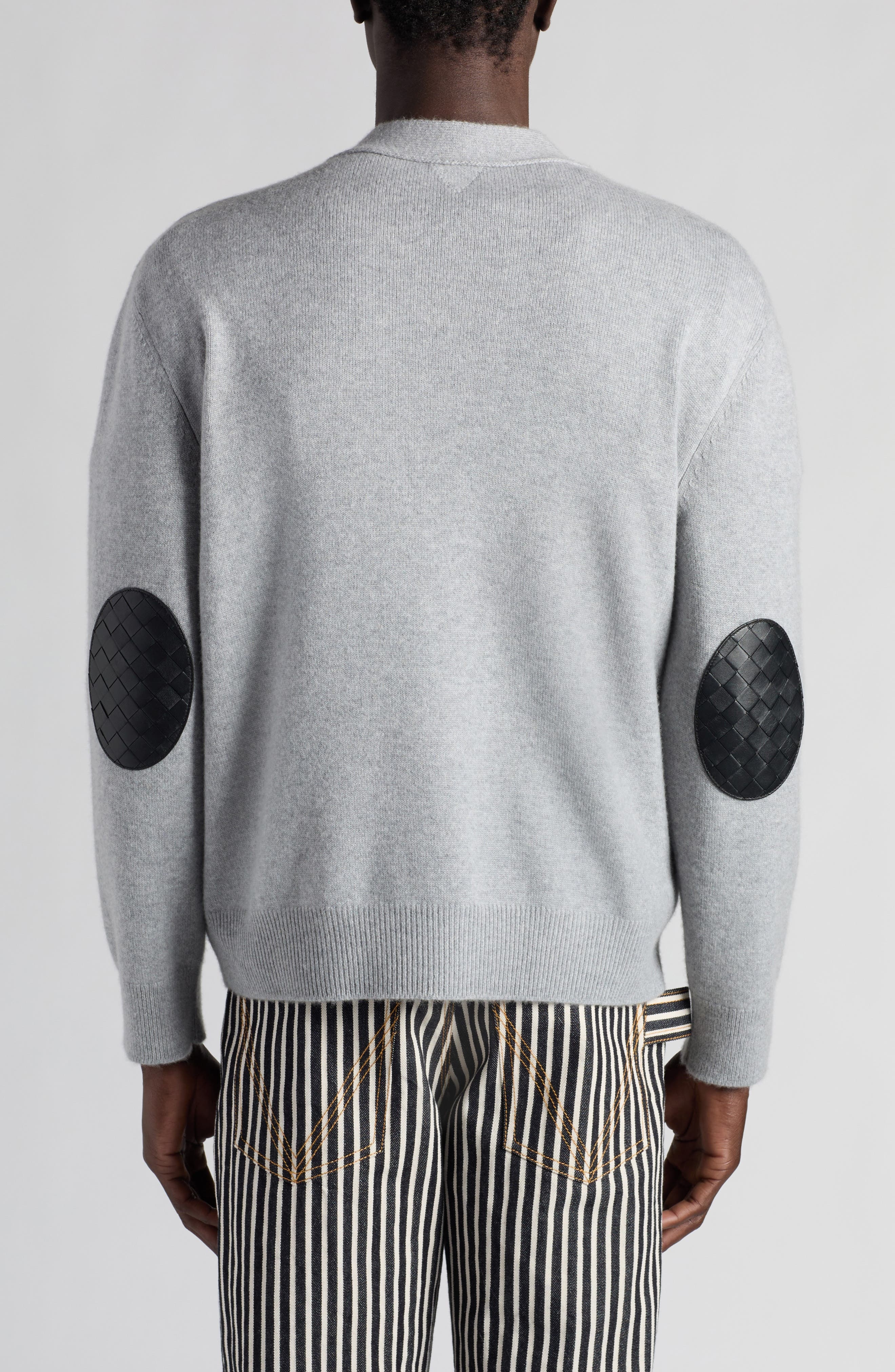 Intrecciato Patch Cashmere Blend Cardigan - 3