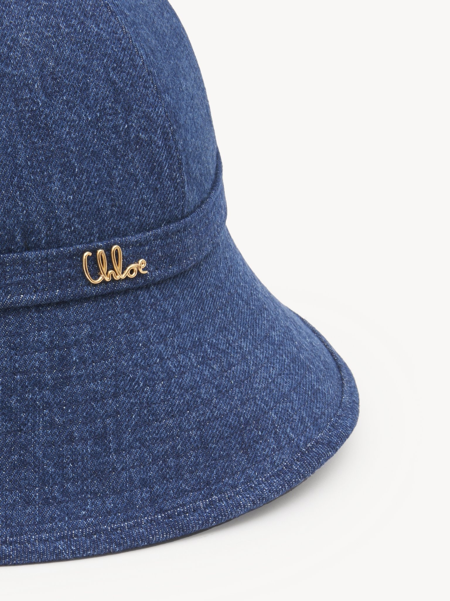 THE CHLOÉ ICONIC BUCKET HAT IN DENIM - 3