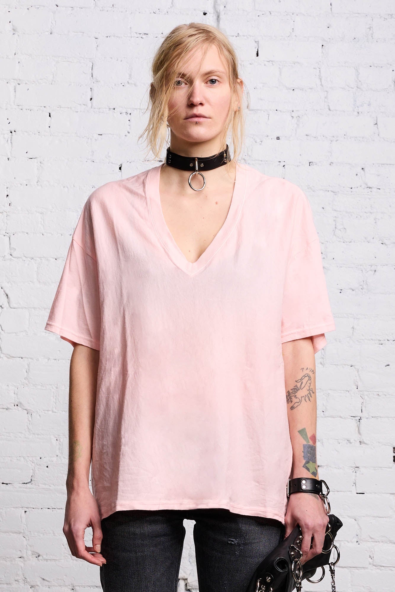 RELAXED V-NECK T - LIGHT PINK - 1