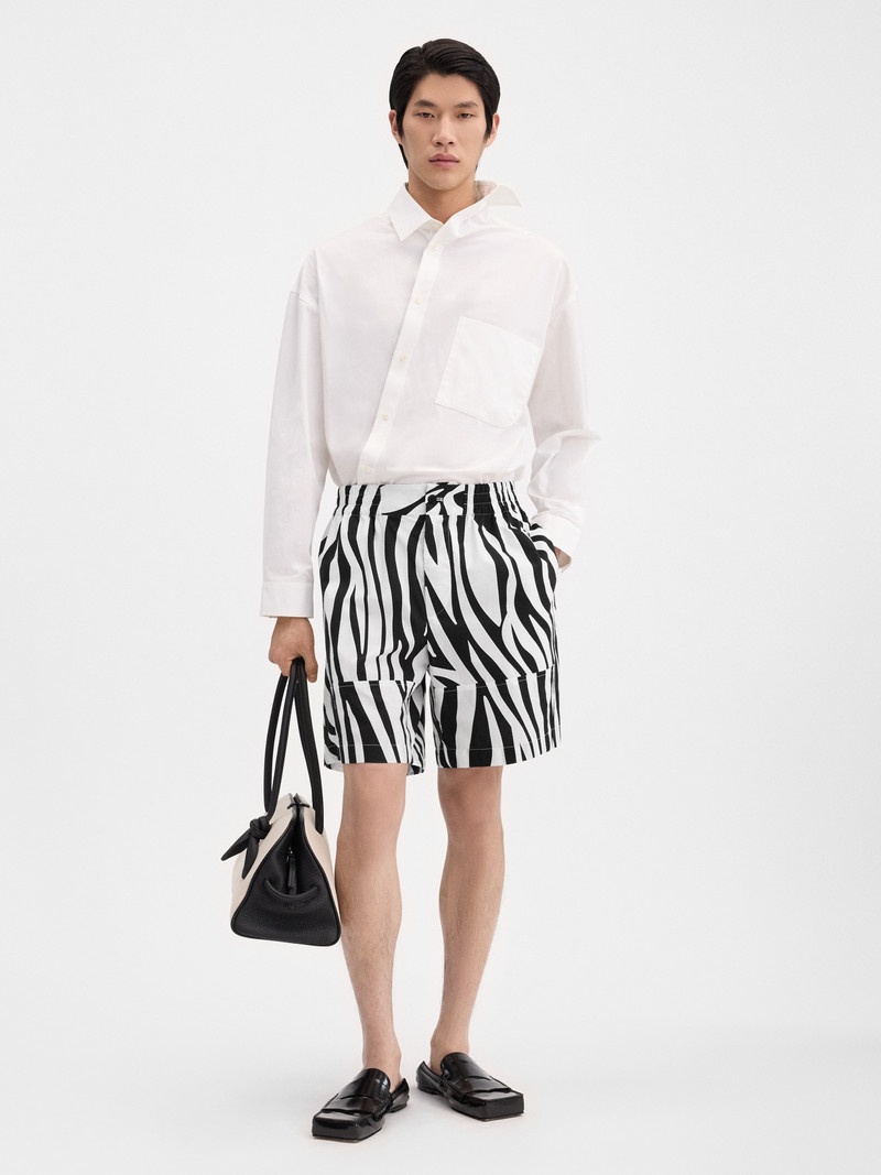 JACQUEMUS The Aloe shorts outlook
