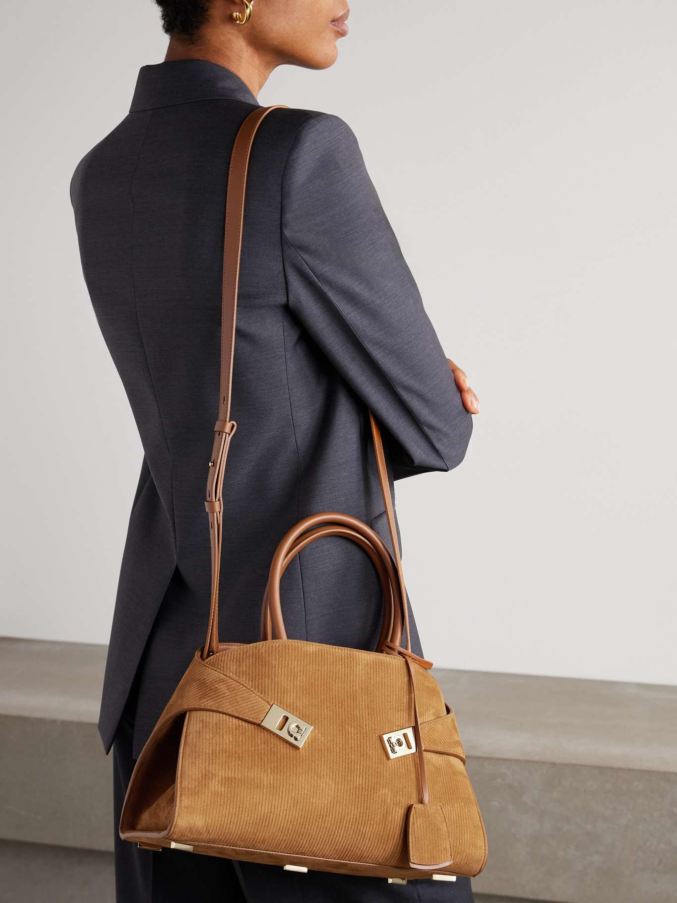 Hug Grainy small embellished leather-trimmed ribbed suede tote Bronze - 6