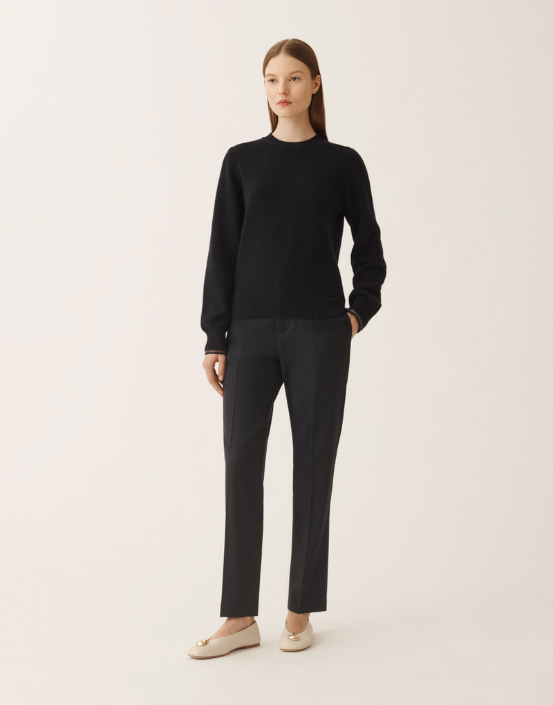 Sweater in Platinum 3