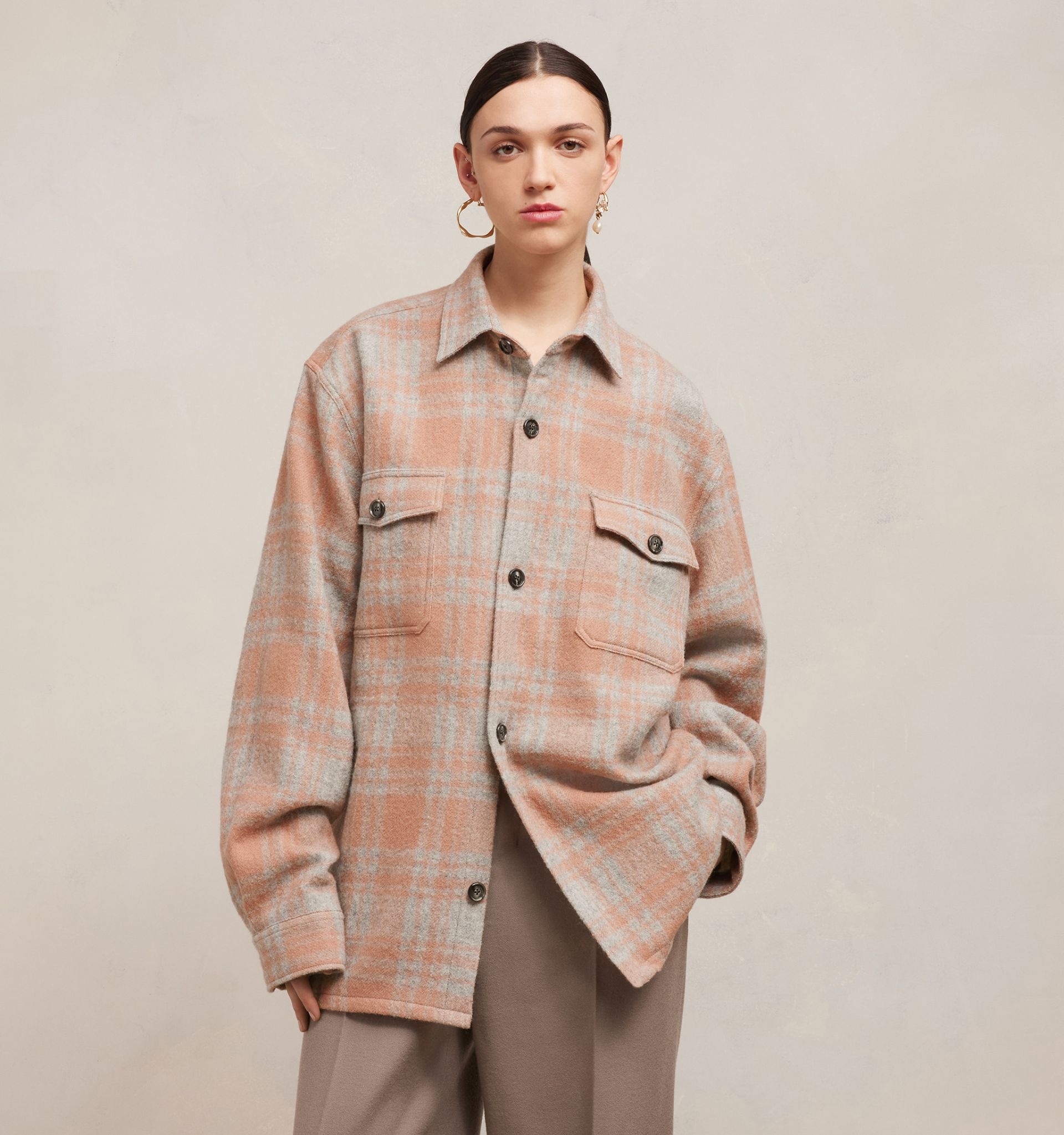 Oversize Overshirt With Chest Pockets - 7