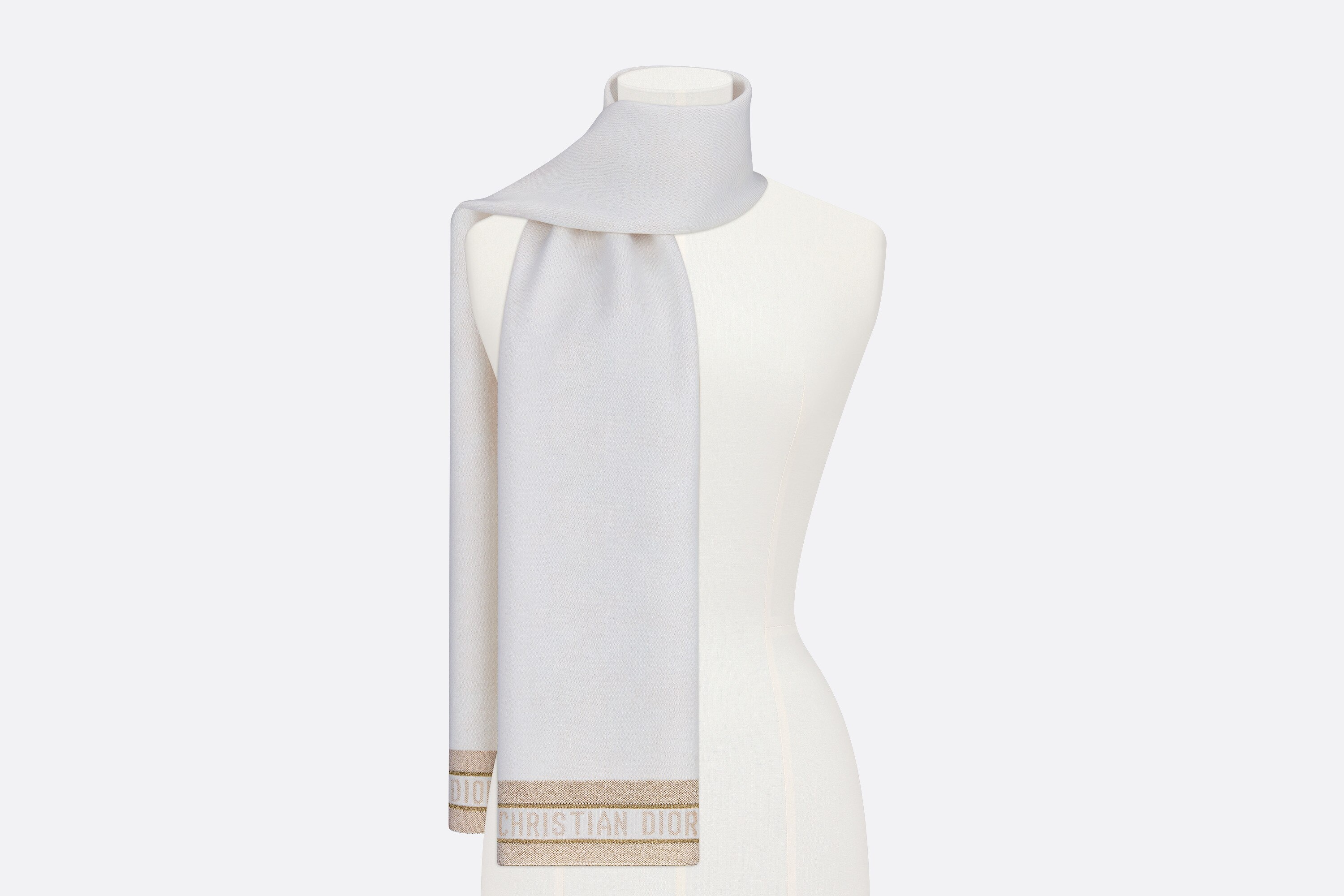 30 Montaigne Scarf - 5