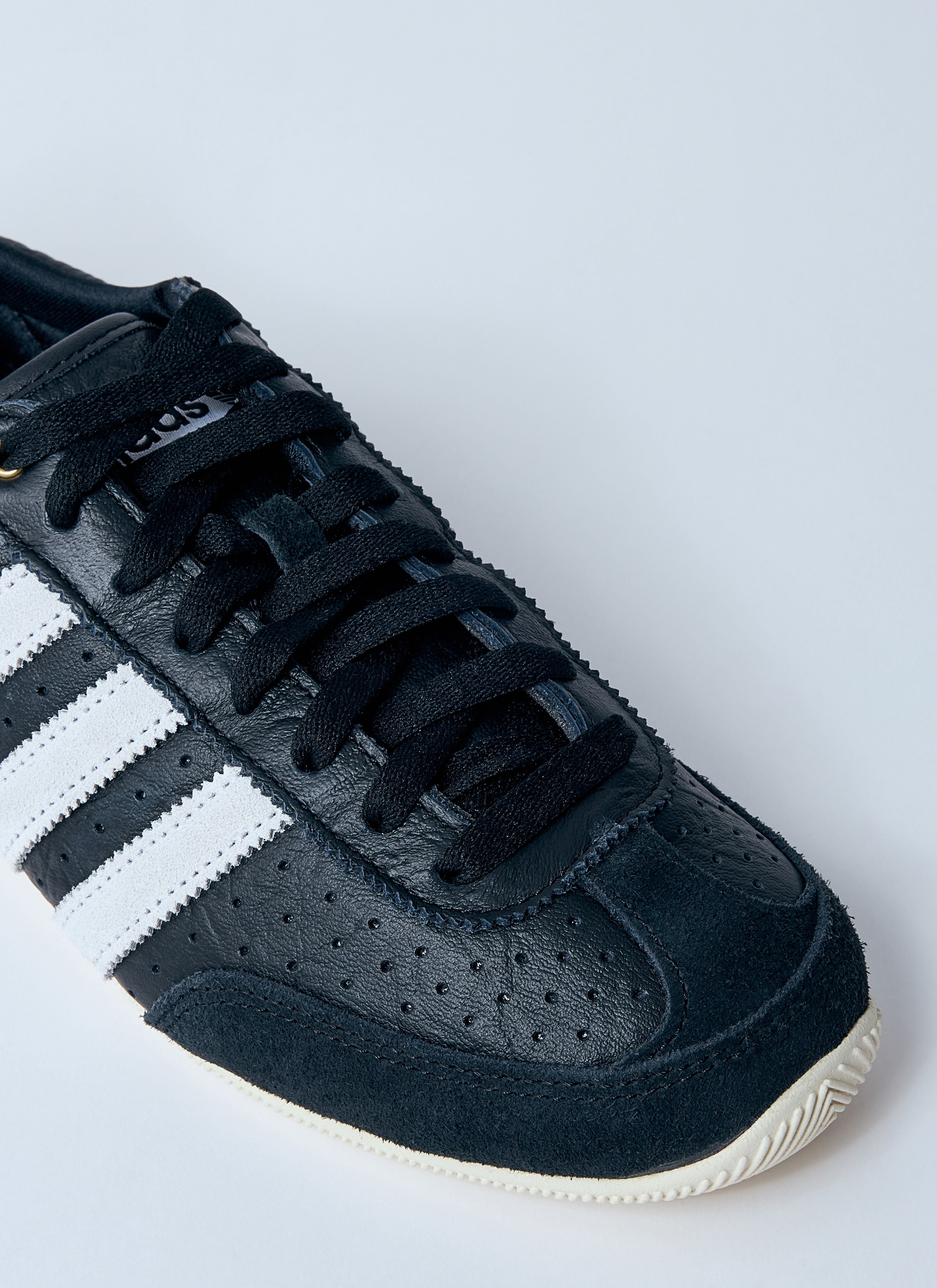 Japan Core Sneakers - 3
