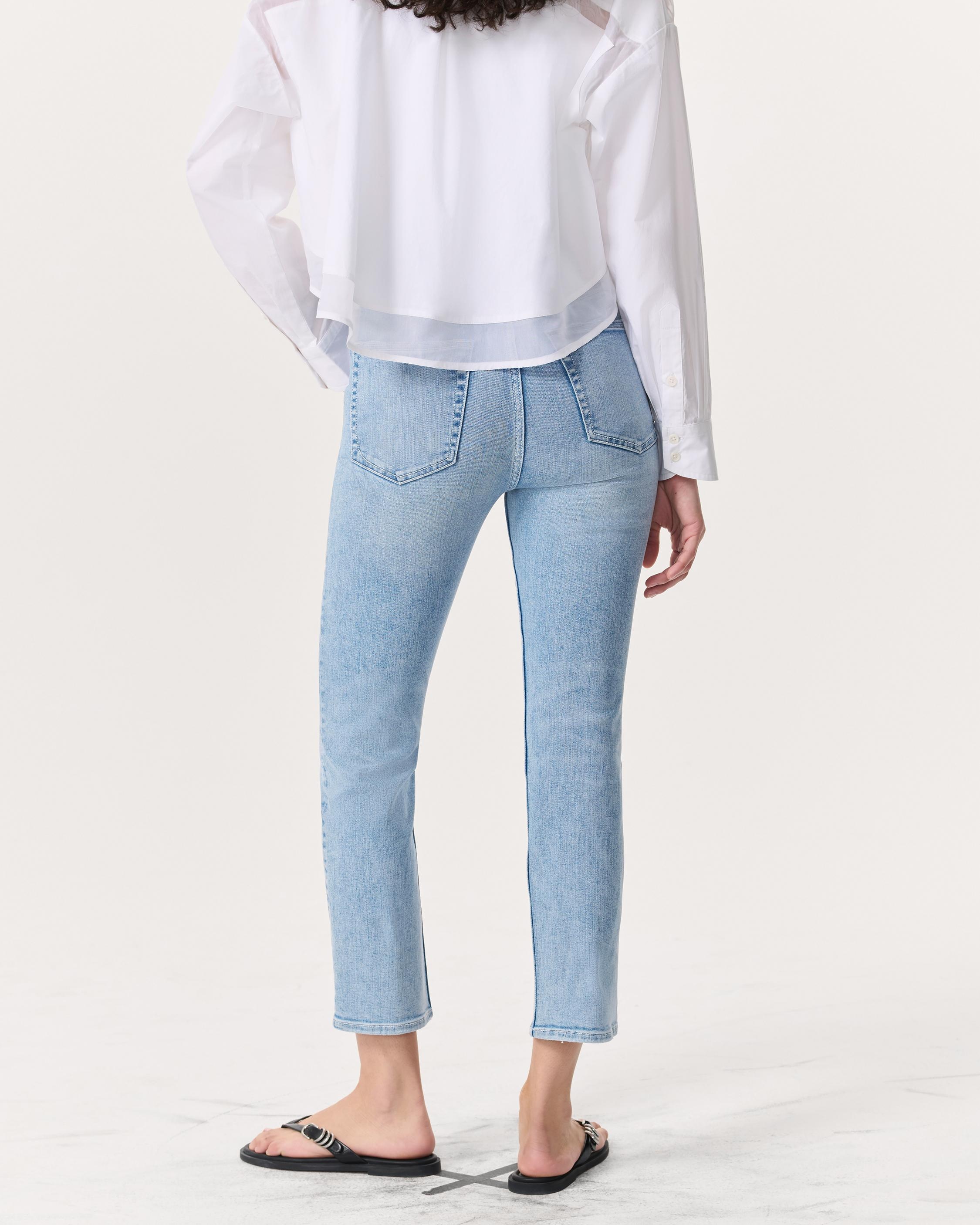 Flexi Wren Ankle-Length Slim Jeans
Flexi Smooth & Sculpt Denim - 5