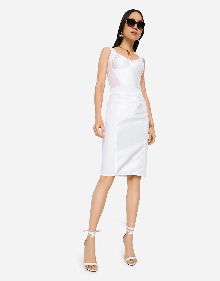Marquisette and satin skirt with corset details - 5