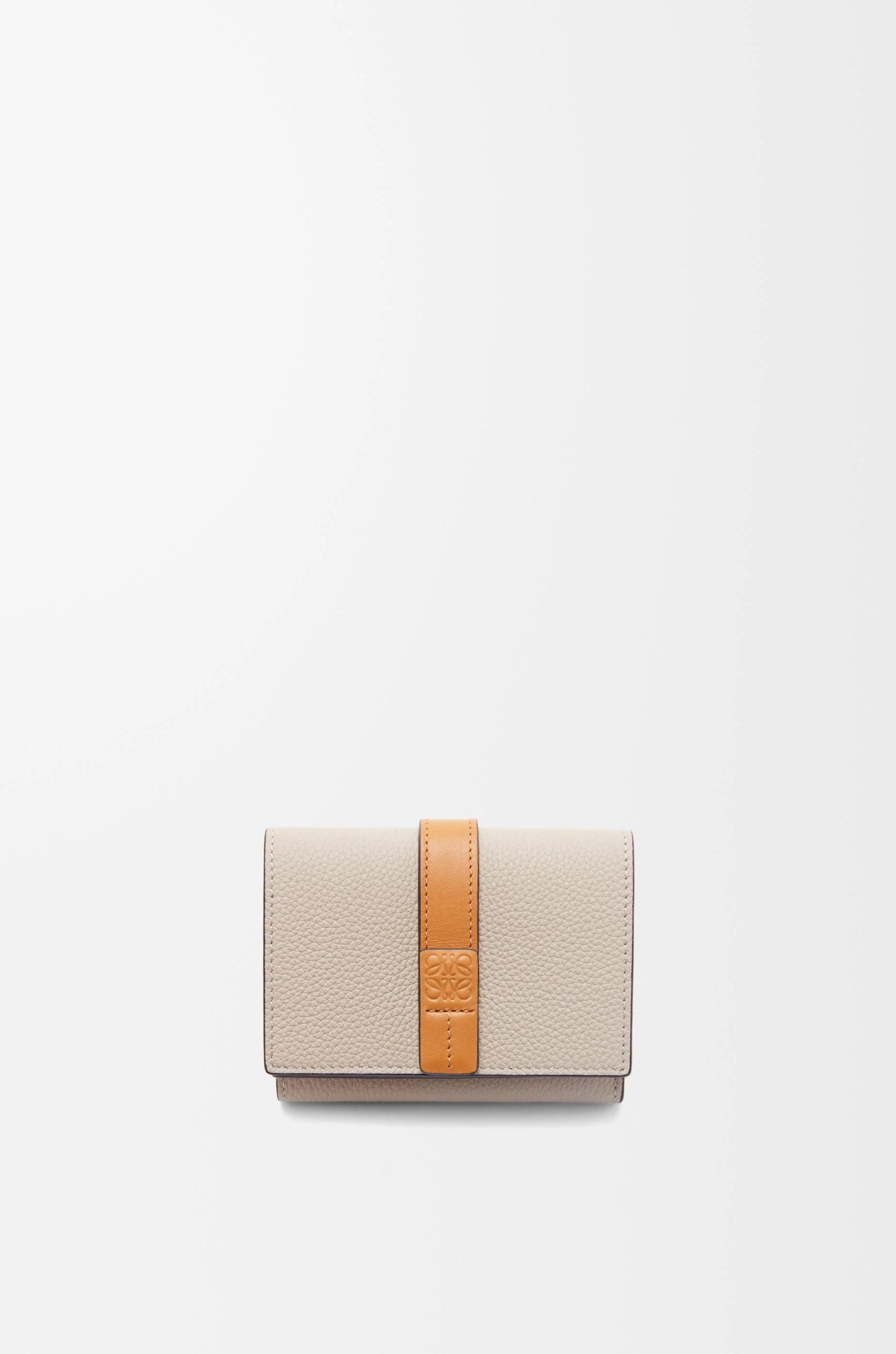 Trifold wallet in soft grained calfskin - 1