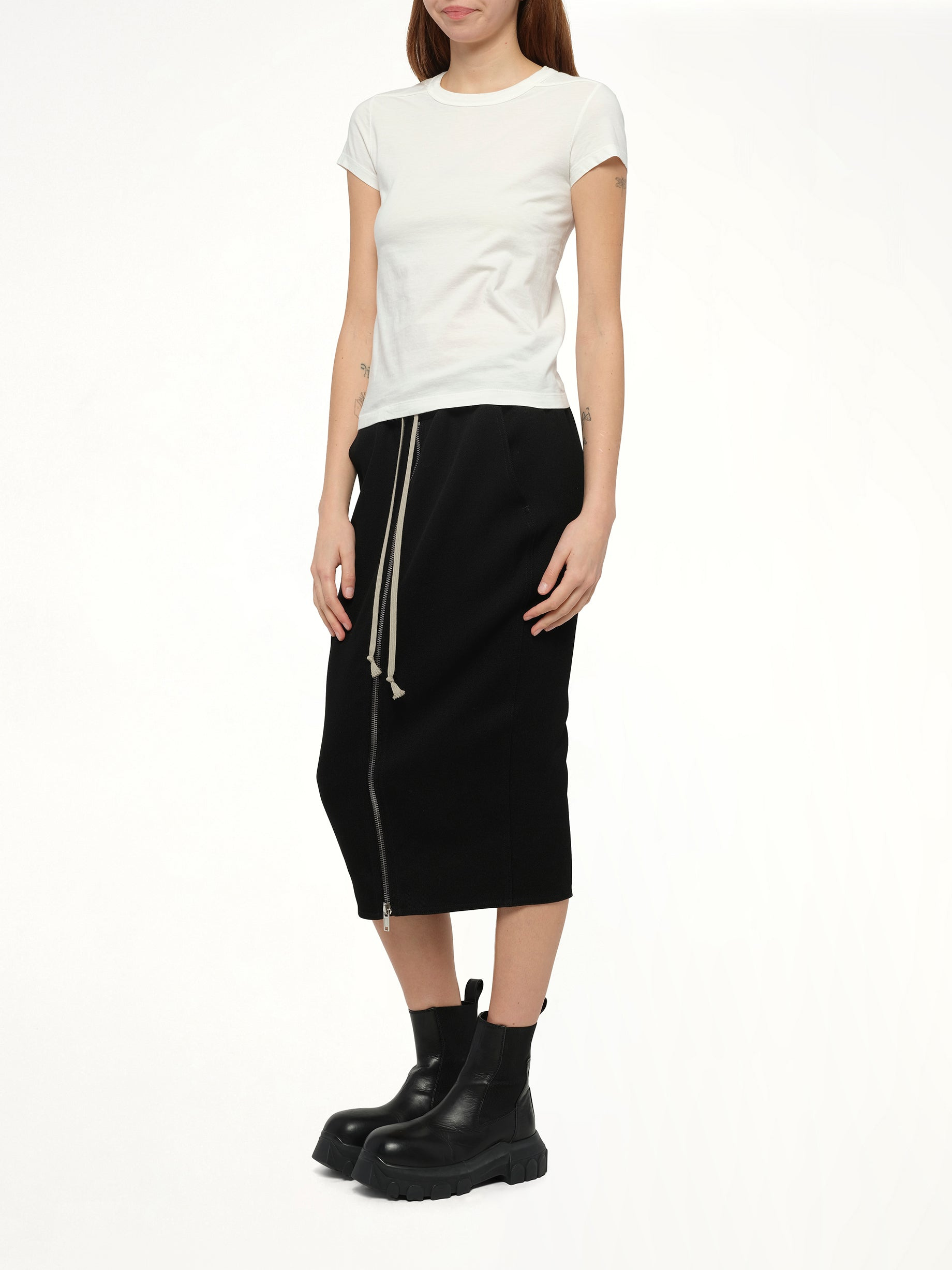 Cropped Level T in Milk - 4
