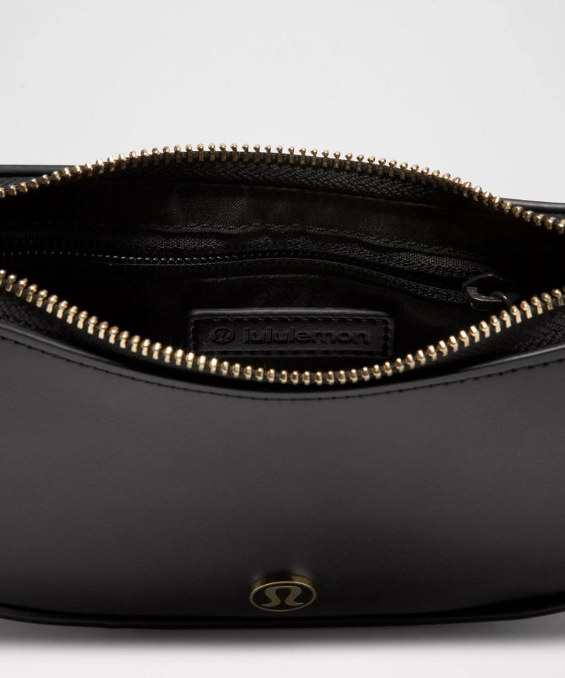 City Essentials Mini Shoulder Bag Smooth Leather Alternative 4