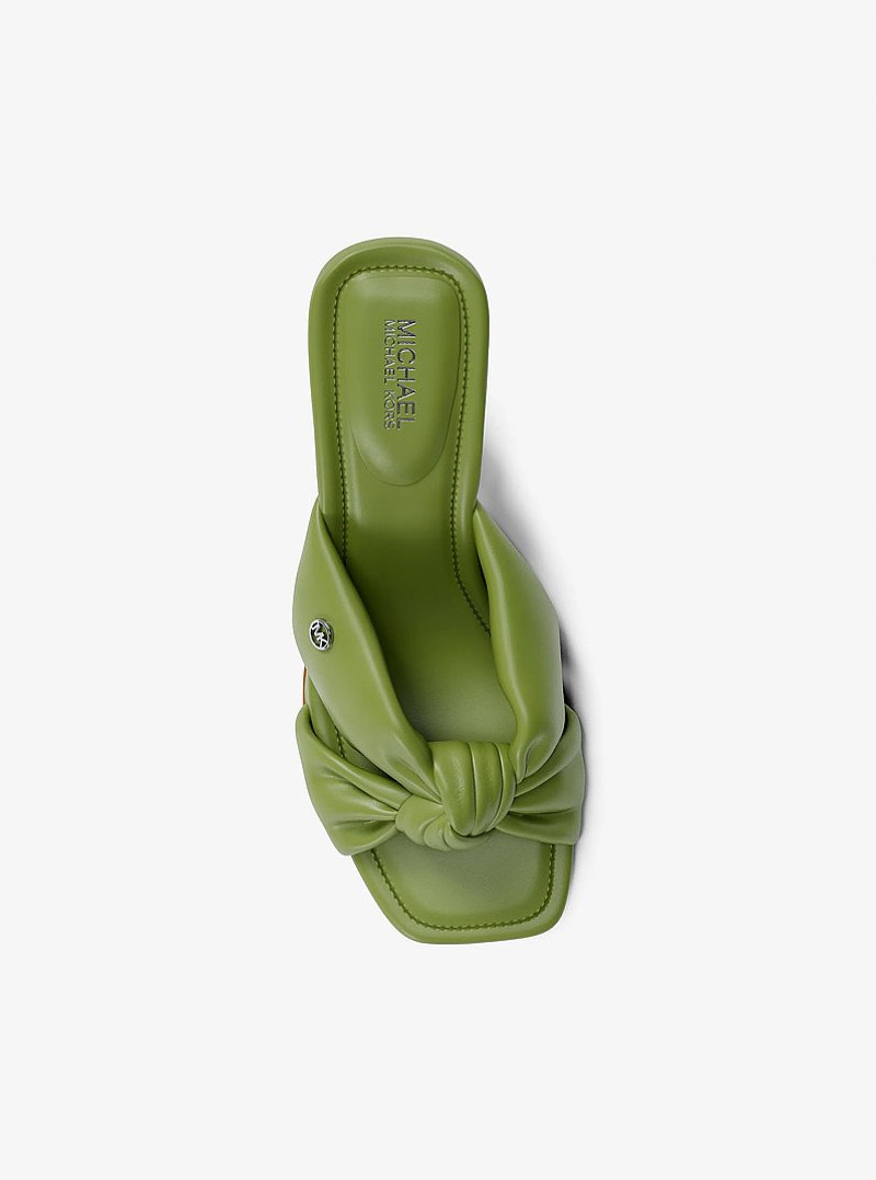 Elena Sandal 5