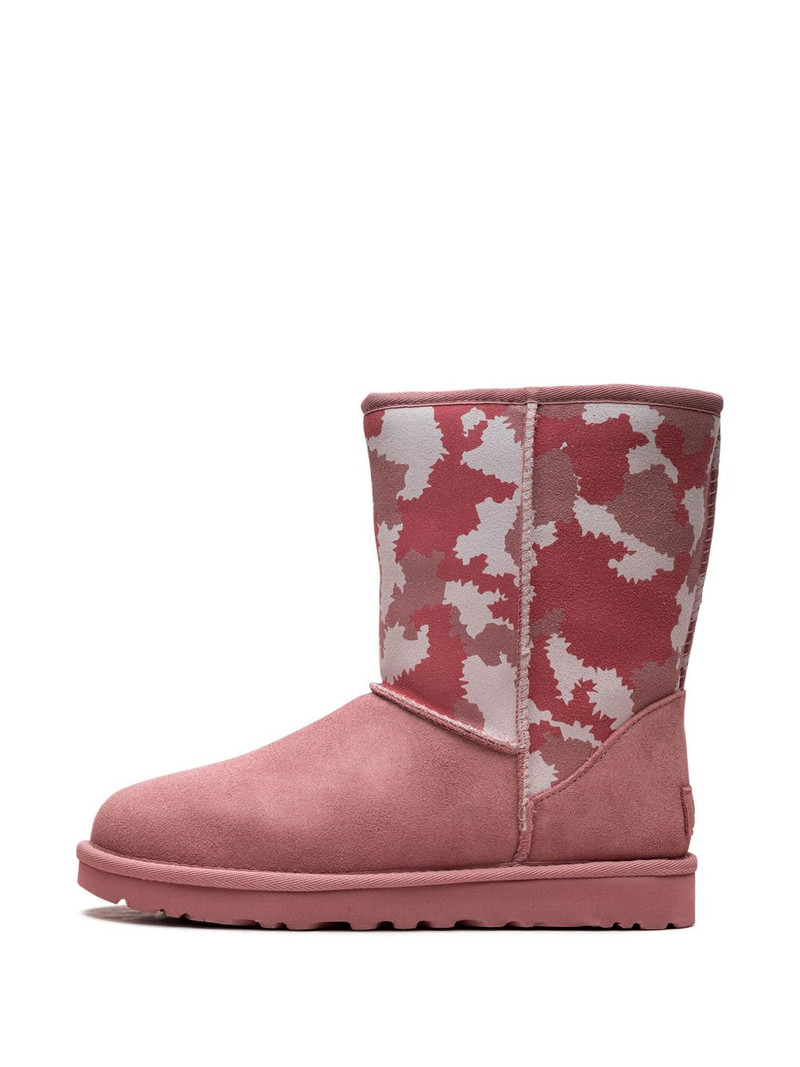 Classic boots 5