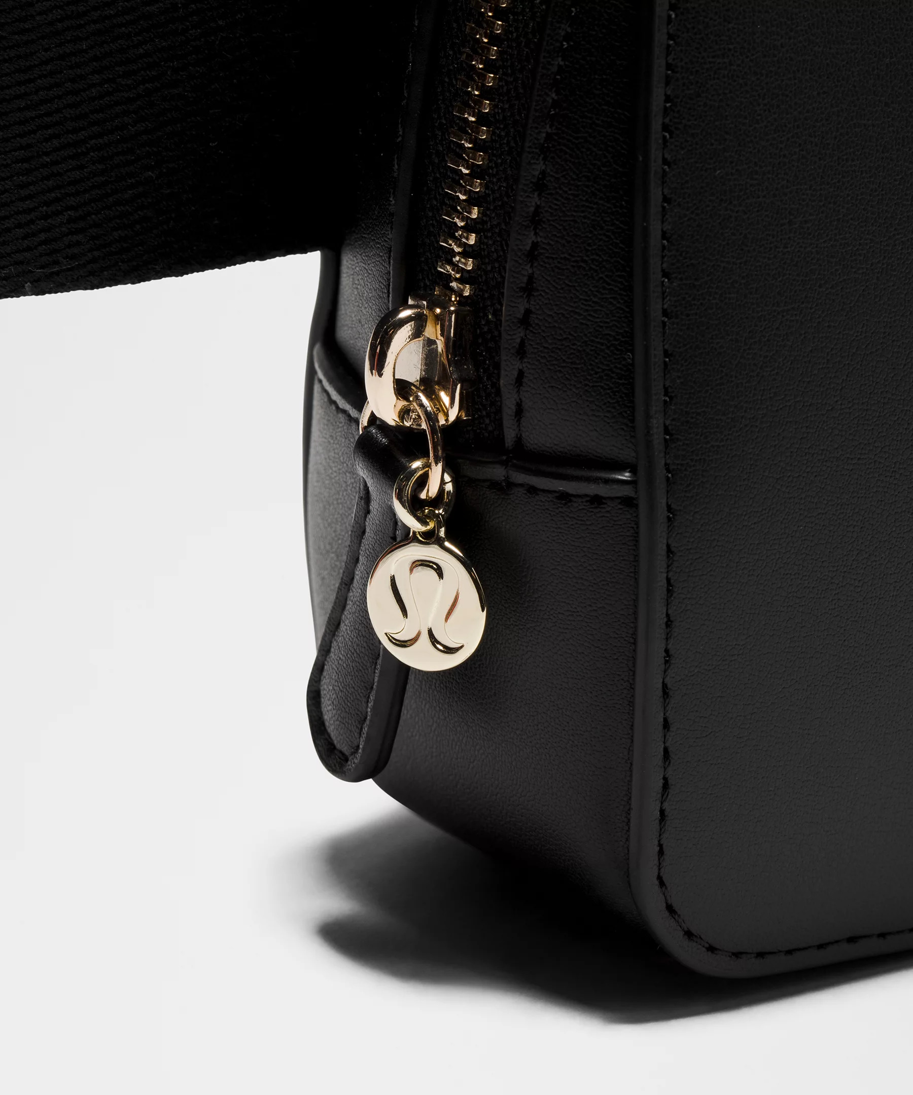 Everywhere Belt Bag 1L *Leather Alternative - 6