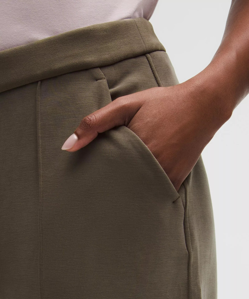 Softstreme Pintuck High-Rise Wide-Leg Pant *Regular 5