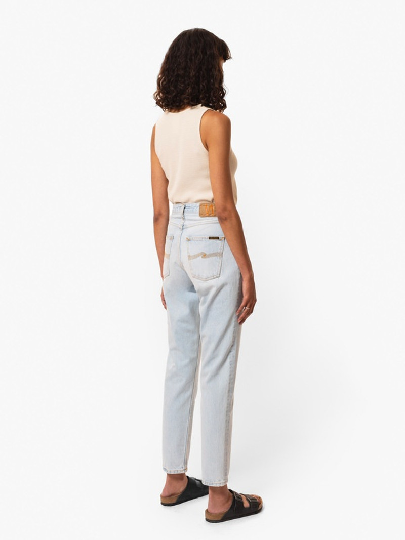 Breezy Britt Sunday Moon 3