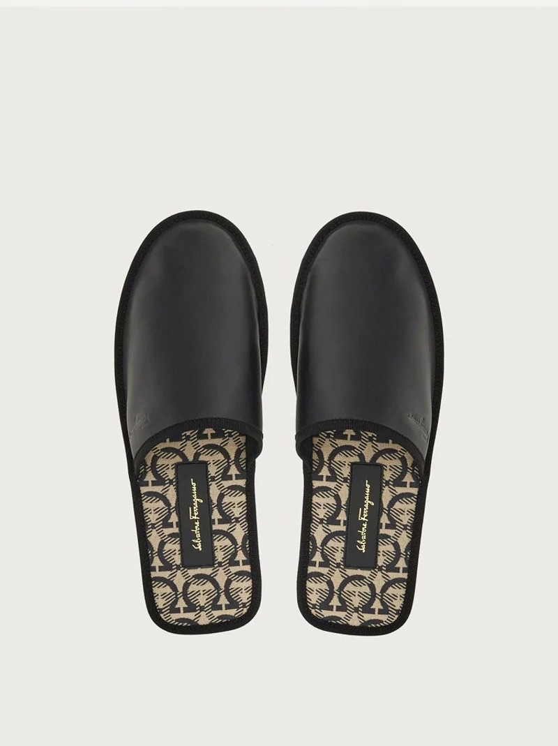 FERRAGAMO FERRAGAMO NOMADIC STORIES SLIPPER outlook
