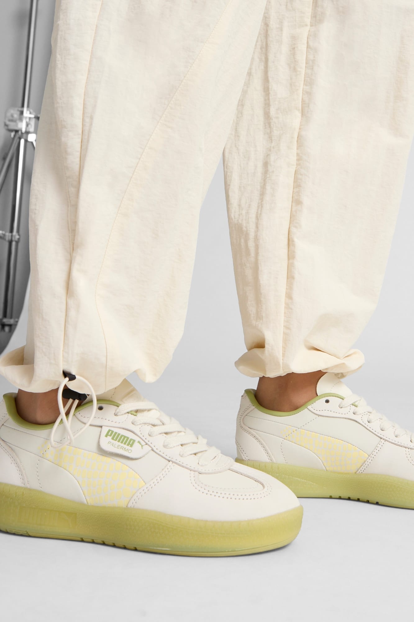 Palermo Moda Selva Women's Sneakers - 2