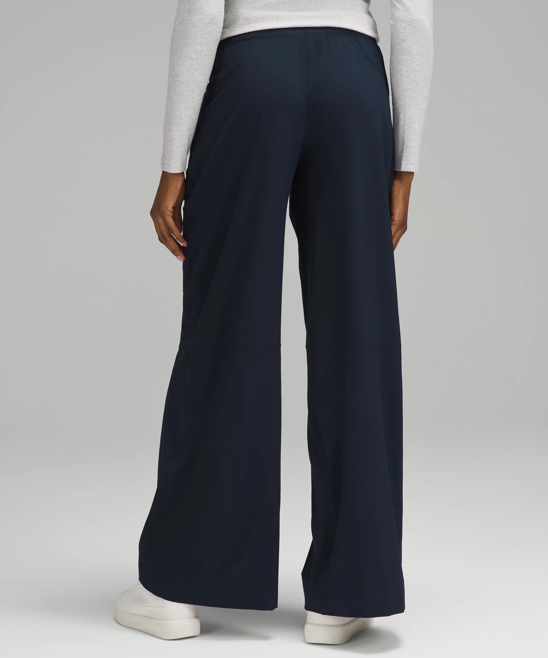 Swift Mid-Rise Wide-Leg Pant - 3