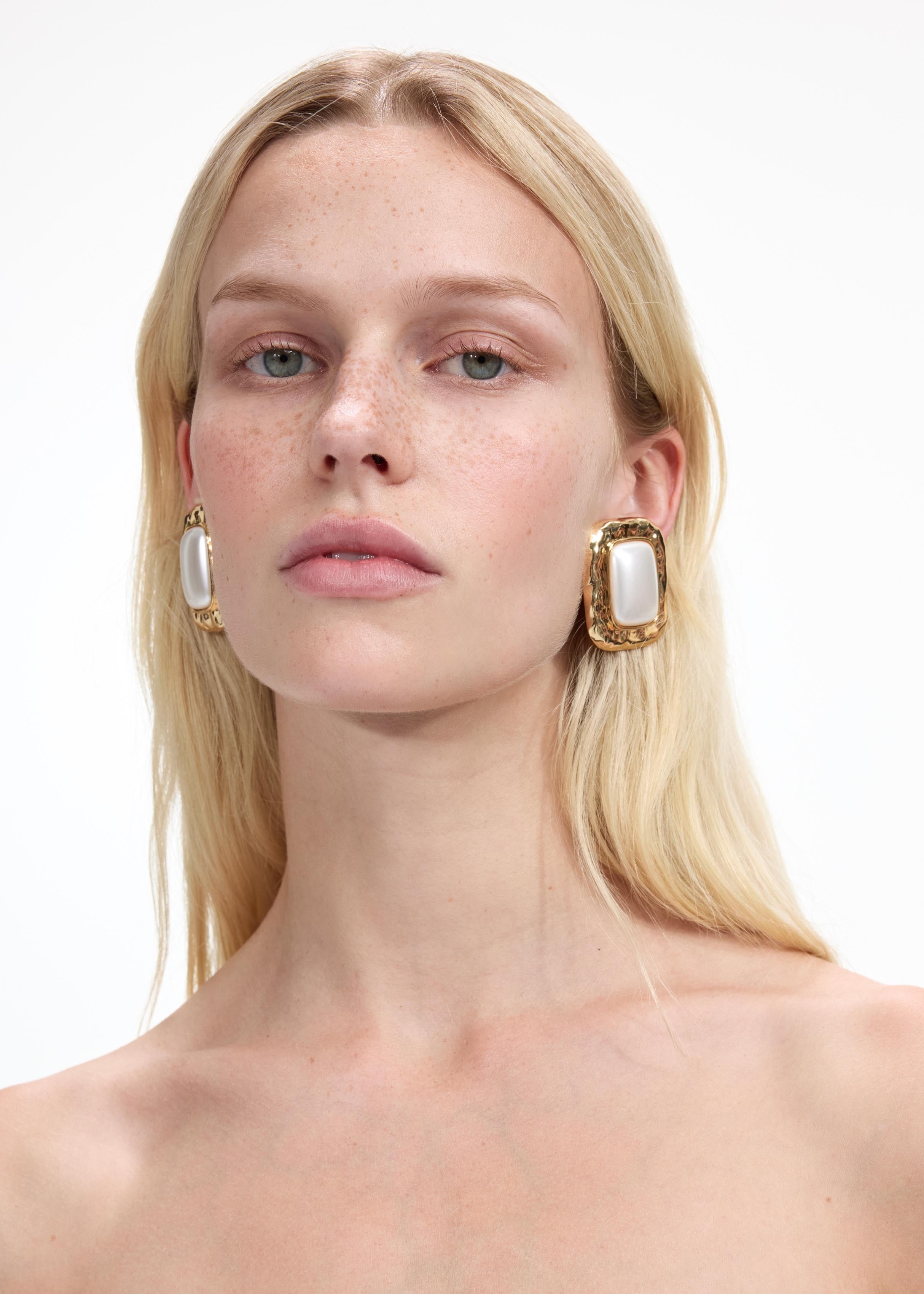 Mottled Gold Pearl Earrings - 5