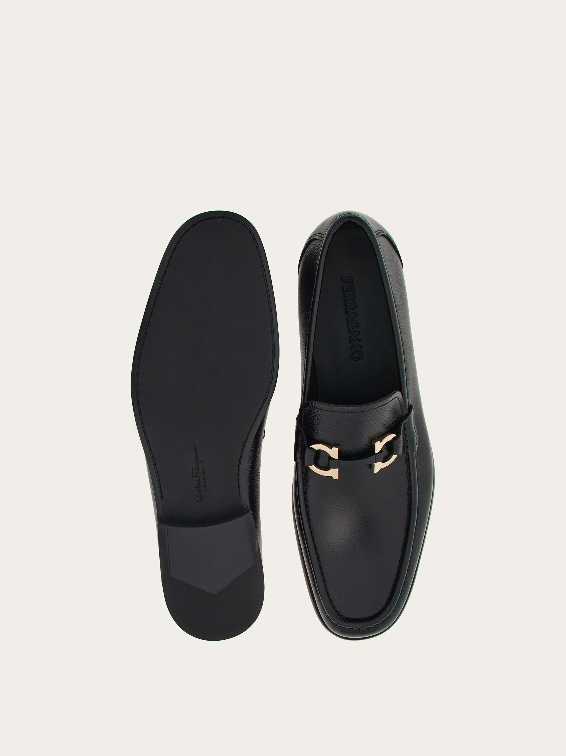 FERRAGAMO Moccasin with Gancini ornament | REVERSIBLE