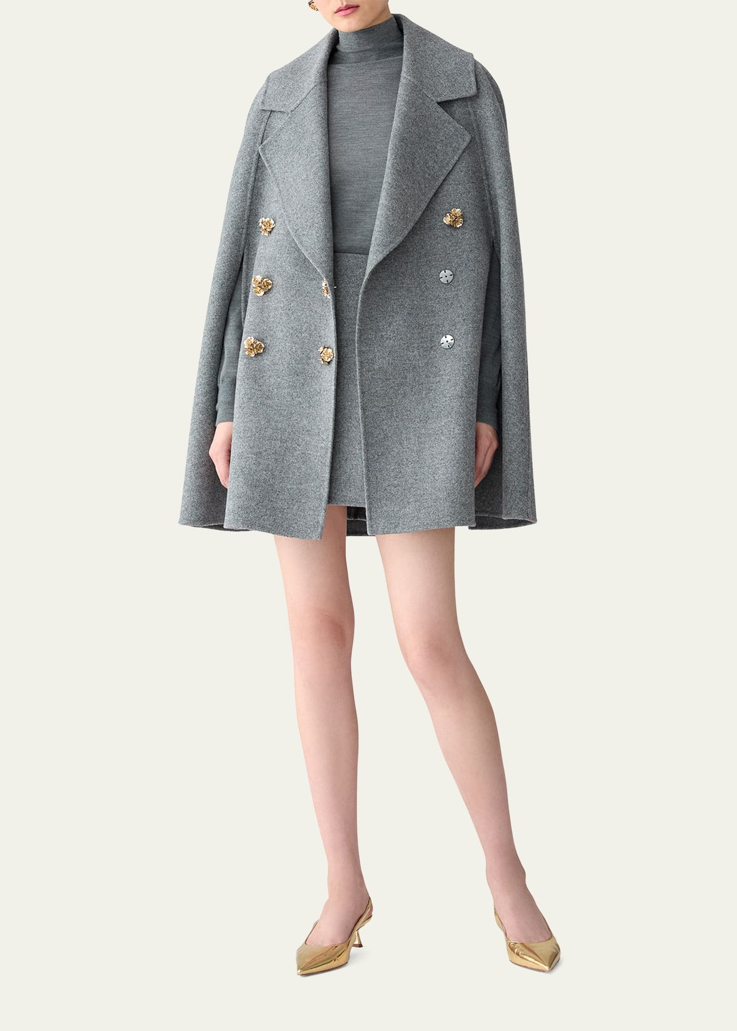 Flower-Button Double-Breasted Wool Cape - 4