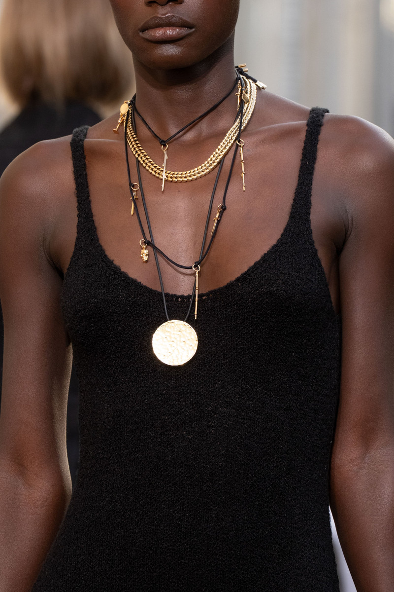 GABRIELA HEARST Wheel of Fortune Pendant in 18K Yellow Gold (Black Leather Cord) outlook