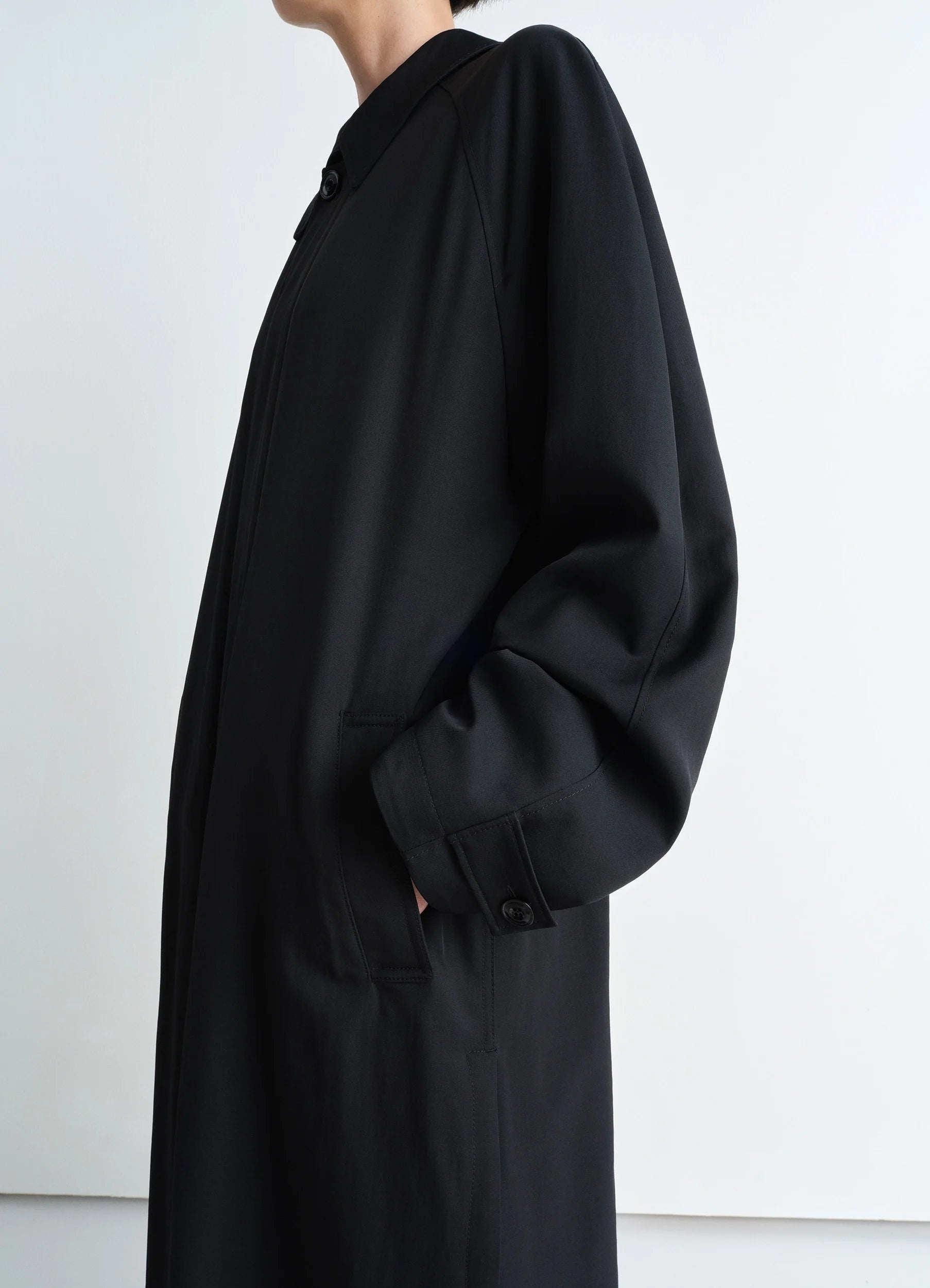 LIGHT SLITTED OVERCOAT - 3