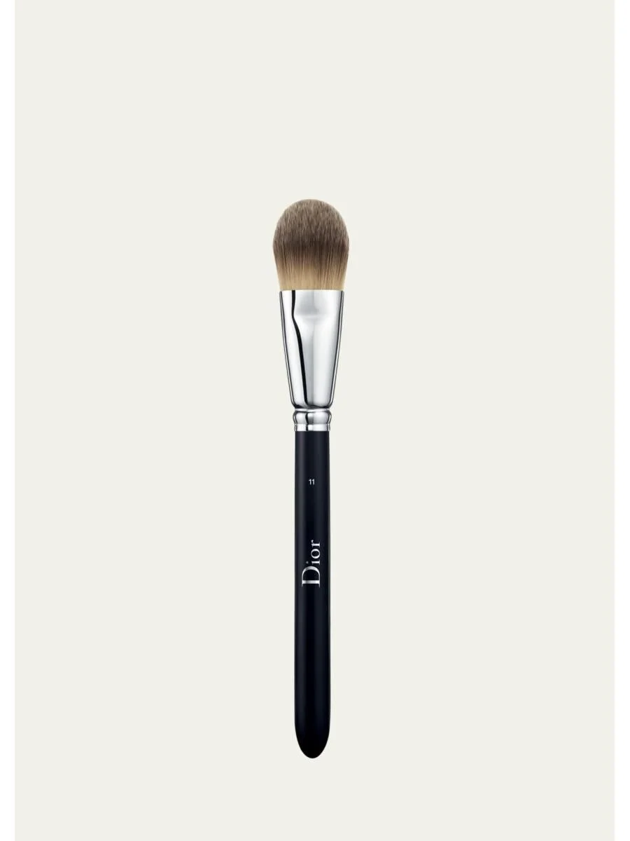 Backstage Light Coverage Fluid Foundation Brush - 1