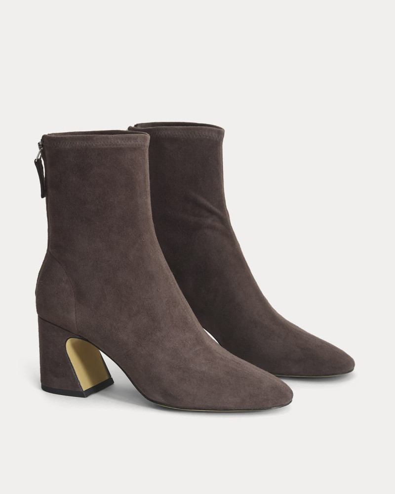 EVERLANE LEATHER CURVED-HEEL BOOT outlook