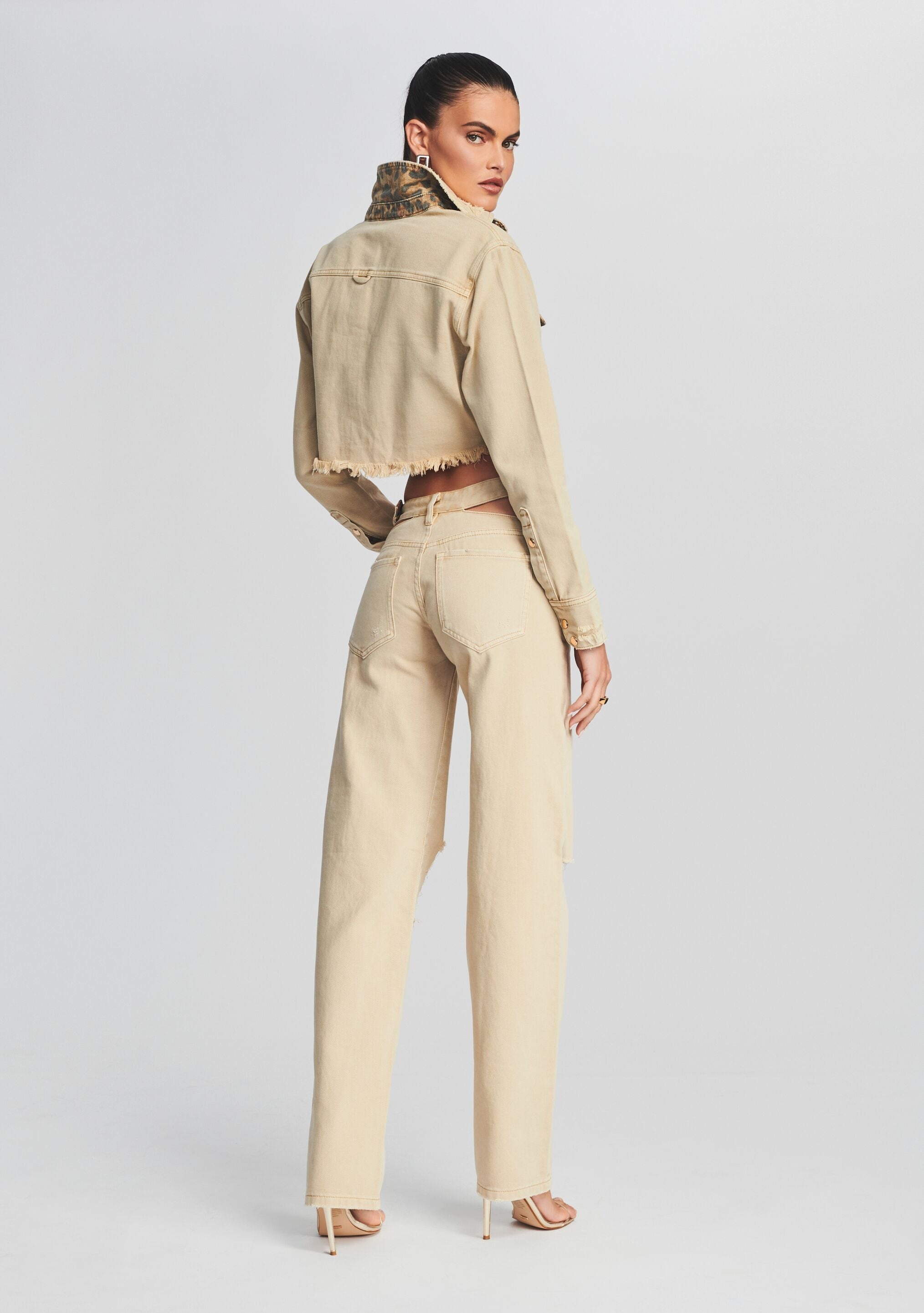 CHRISTY STRAIGHT LEG JEAN - 4