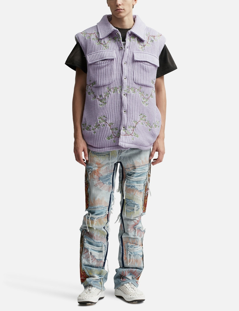 WHO DECIDES WAR VINE VEST outlook