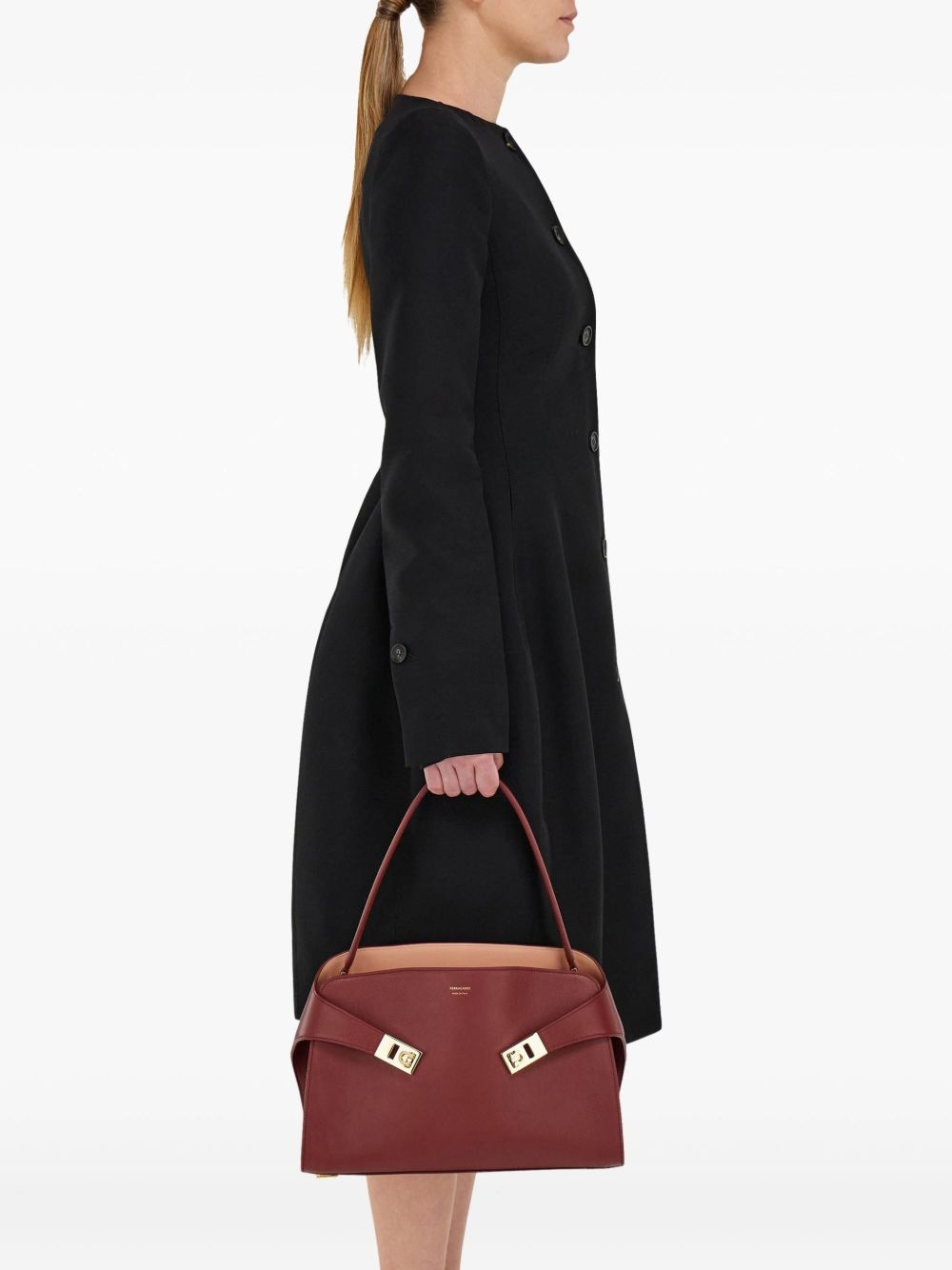 Two tone Hug M shoulder bag - 2