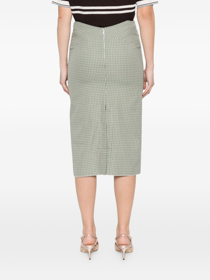 check-pattern skirt 4