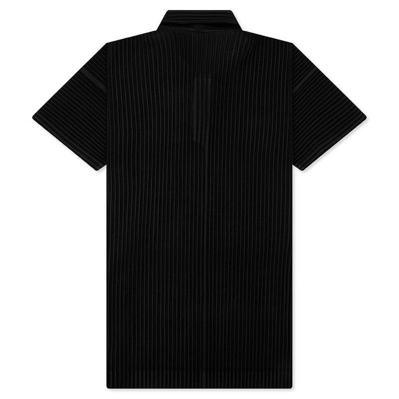 ISSEY MIYAKE BASICS POLO SHIRT - BLACK outlook