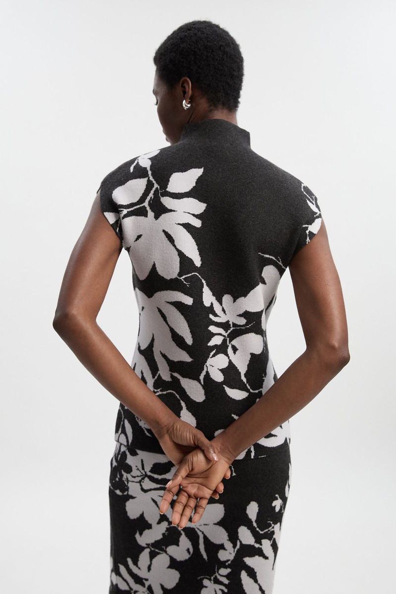 Jacquard Floral Knitted Top 5