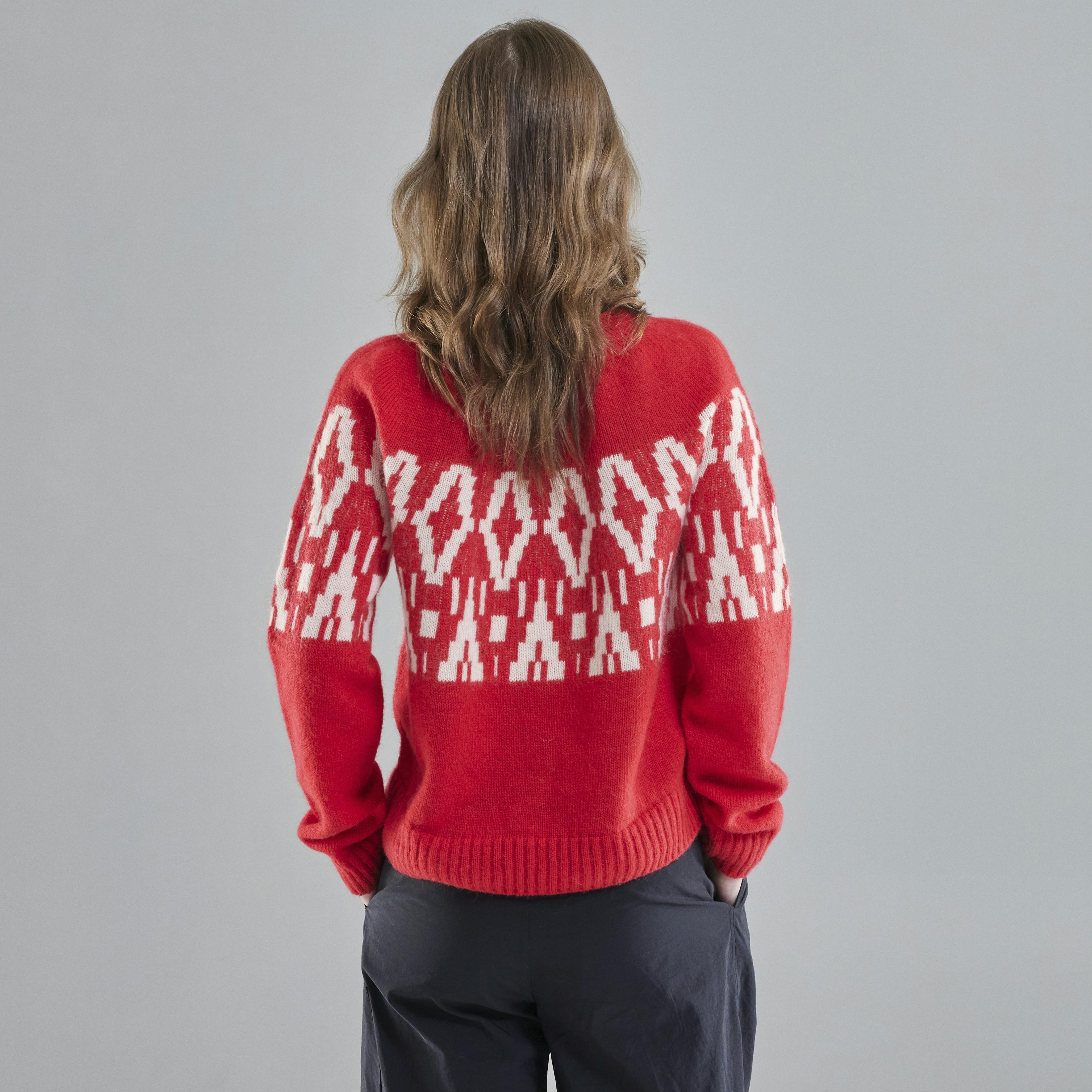 Tjörnin Knitted Sweater - 8