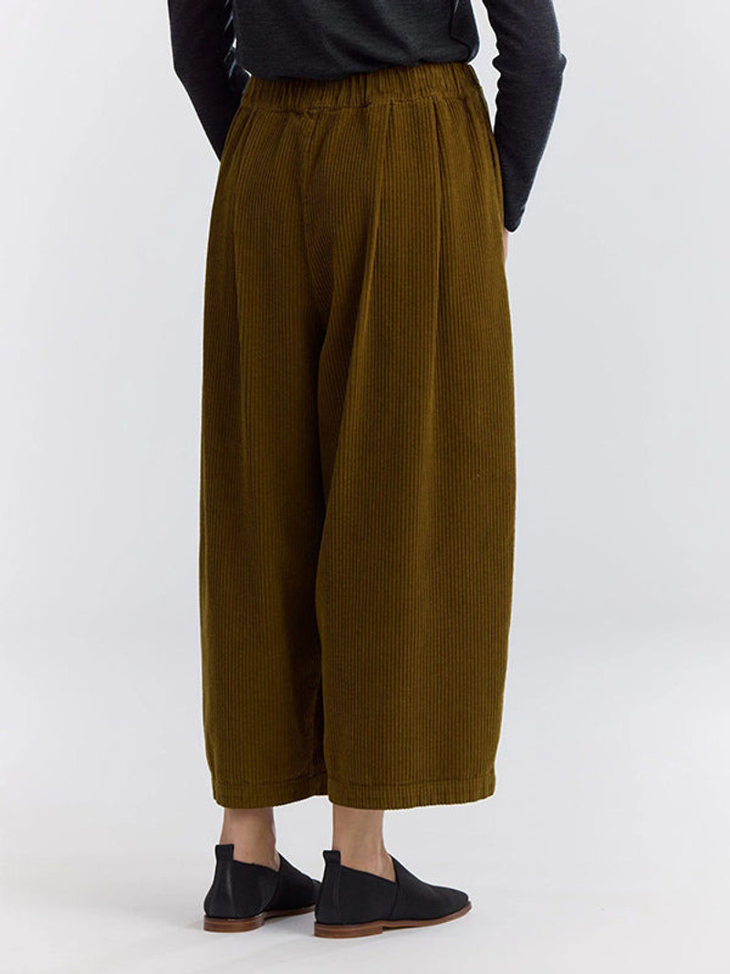 CORDUROY WIDE PANTS - OLIVE 11