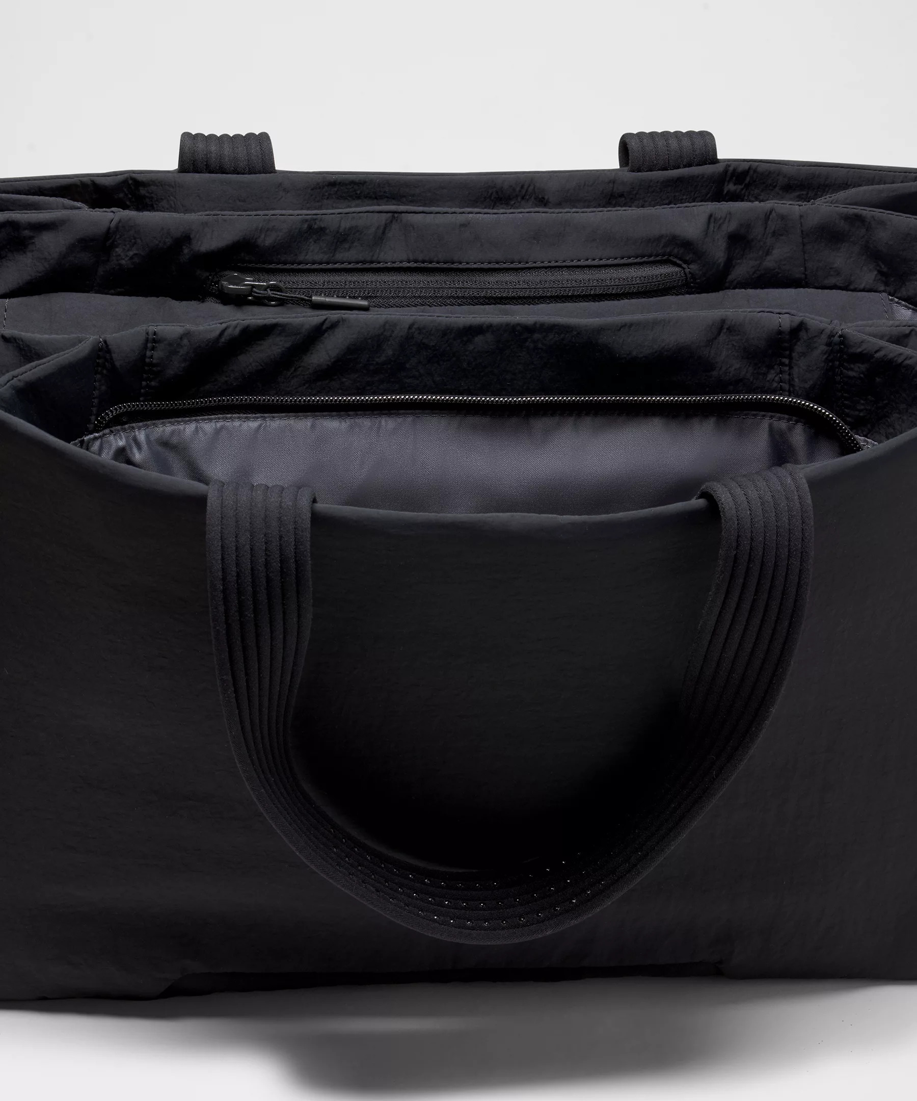 Triple Compartment Tote Bag 18L - 8