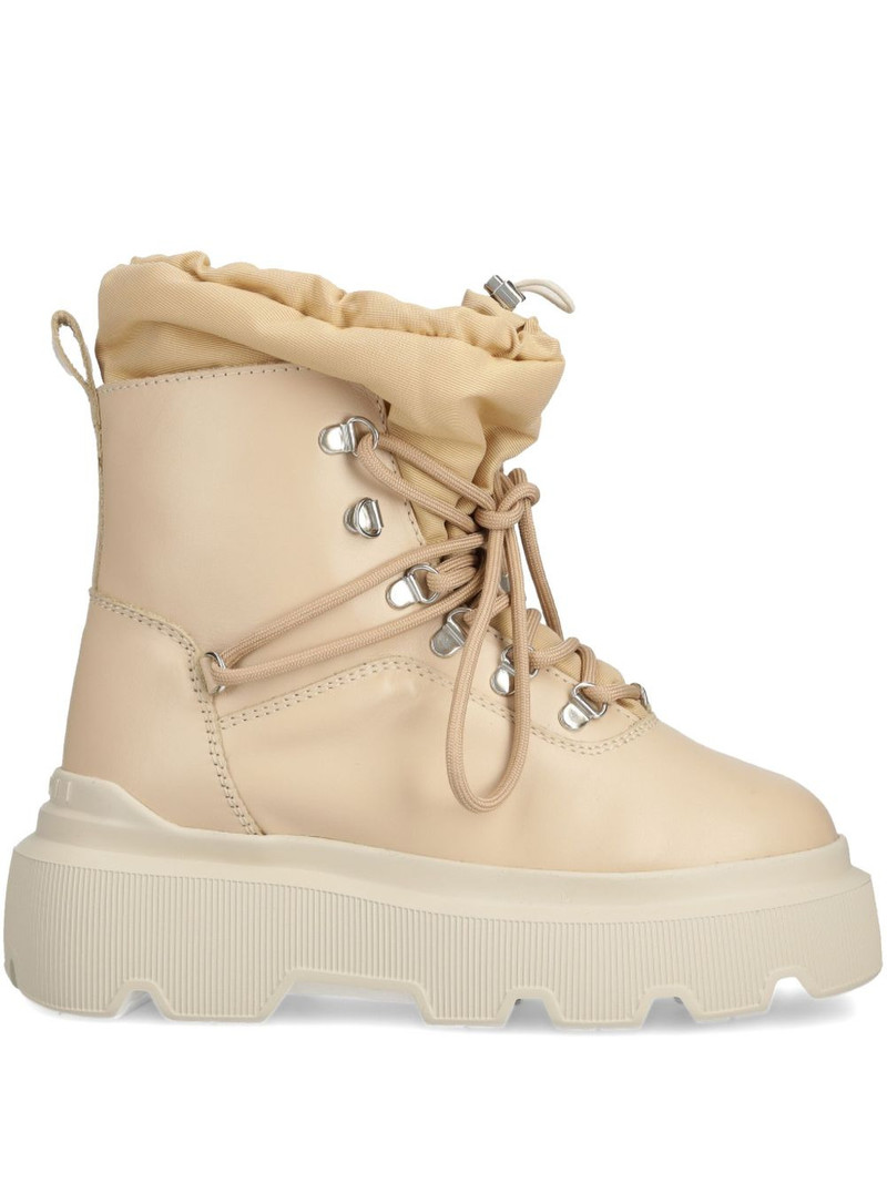 Endurance boots 1