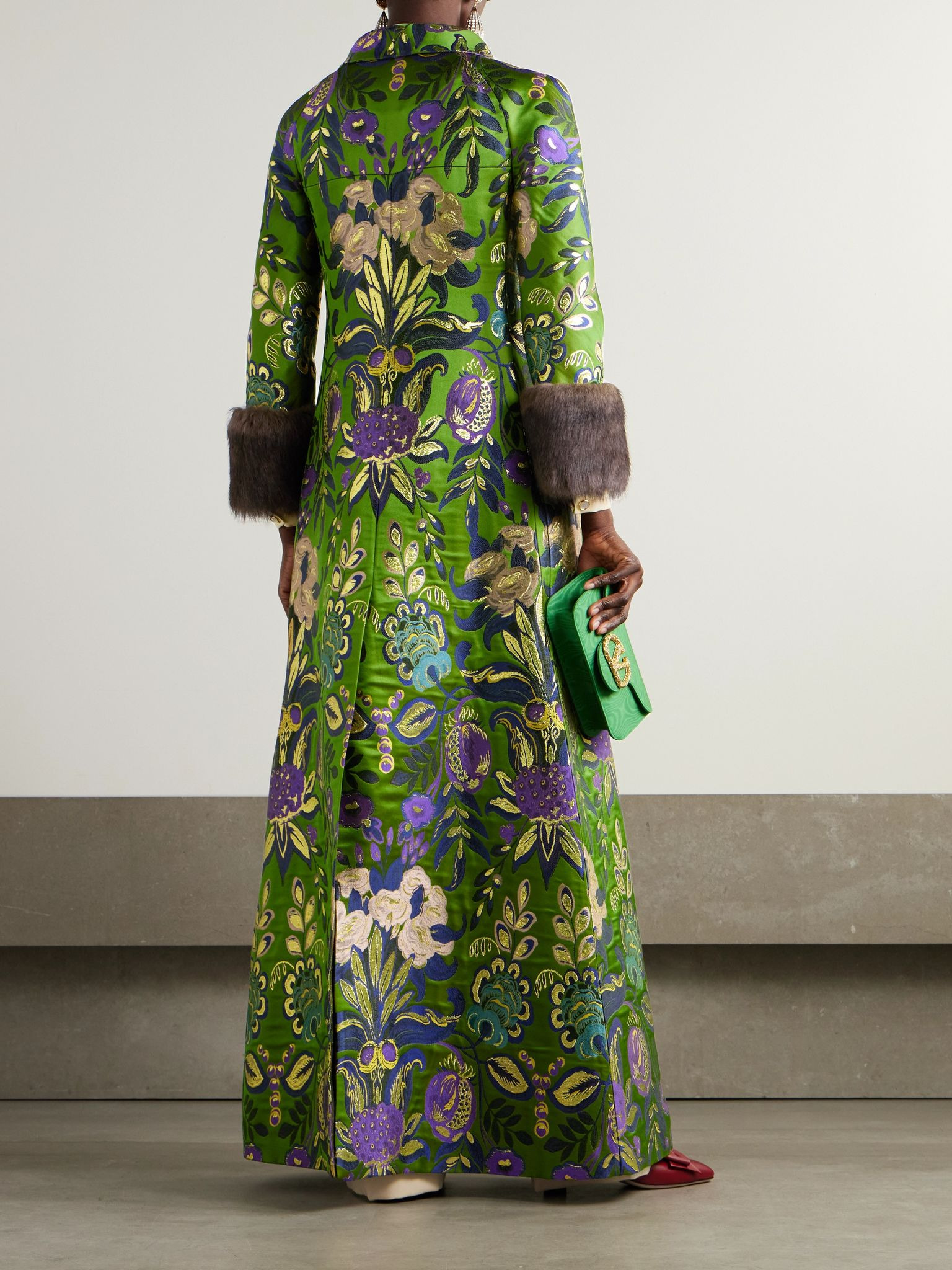 Après l'Hiver shearling-trimmed metallic brocade coat Green - 4