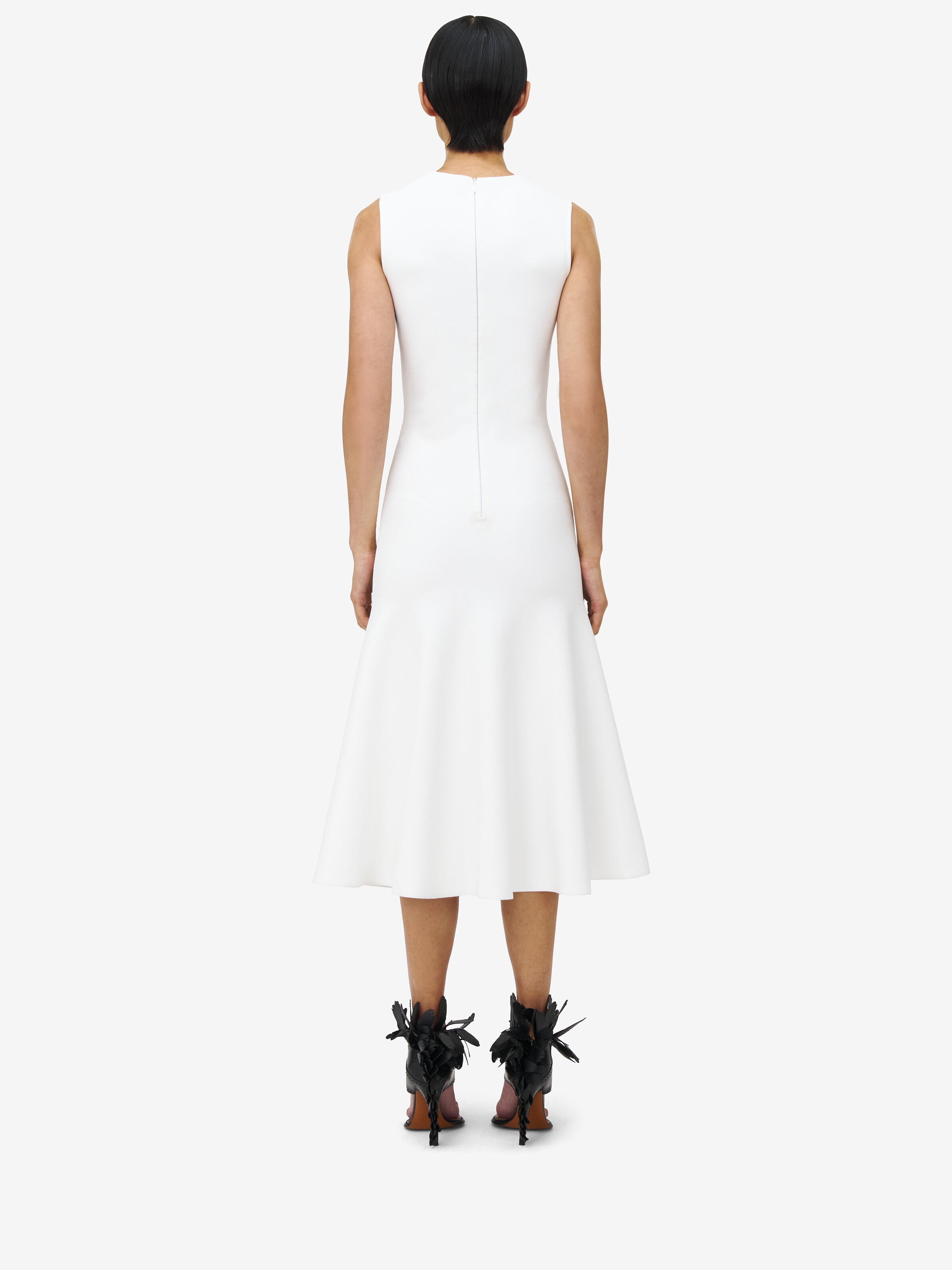 Banshee Embroidery Knitted Dress - 4