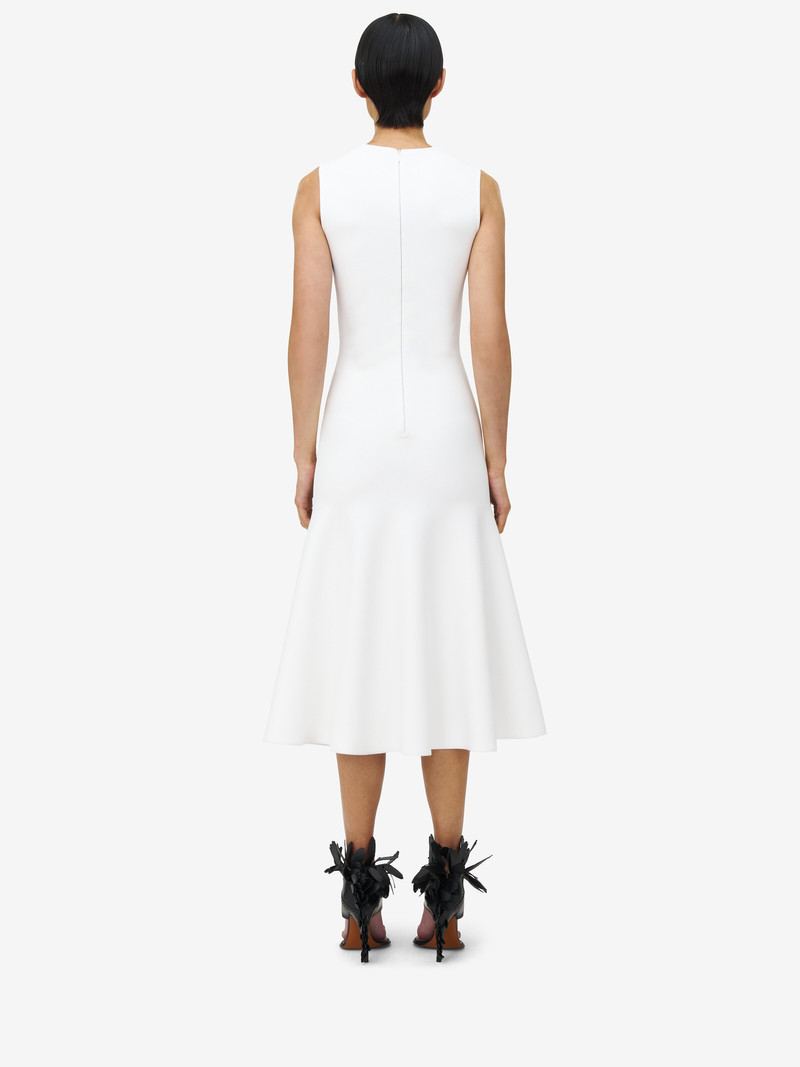 Banshee Embroidery Knitted Dress 4