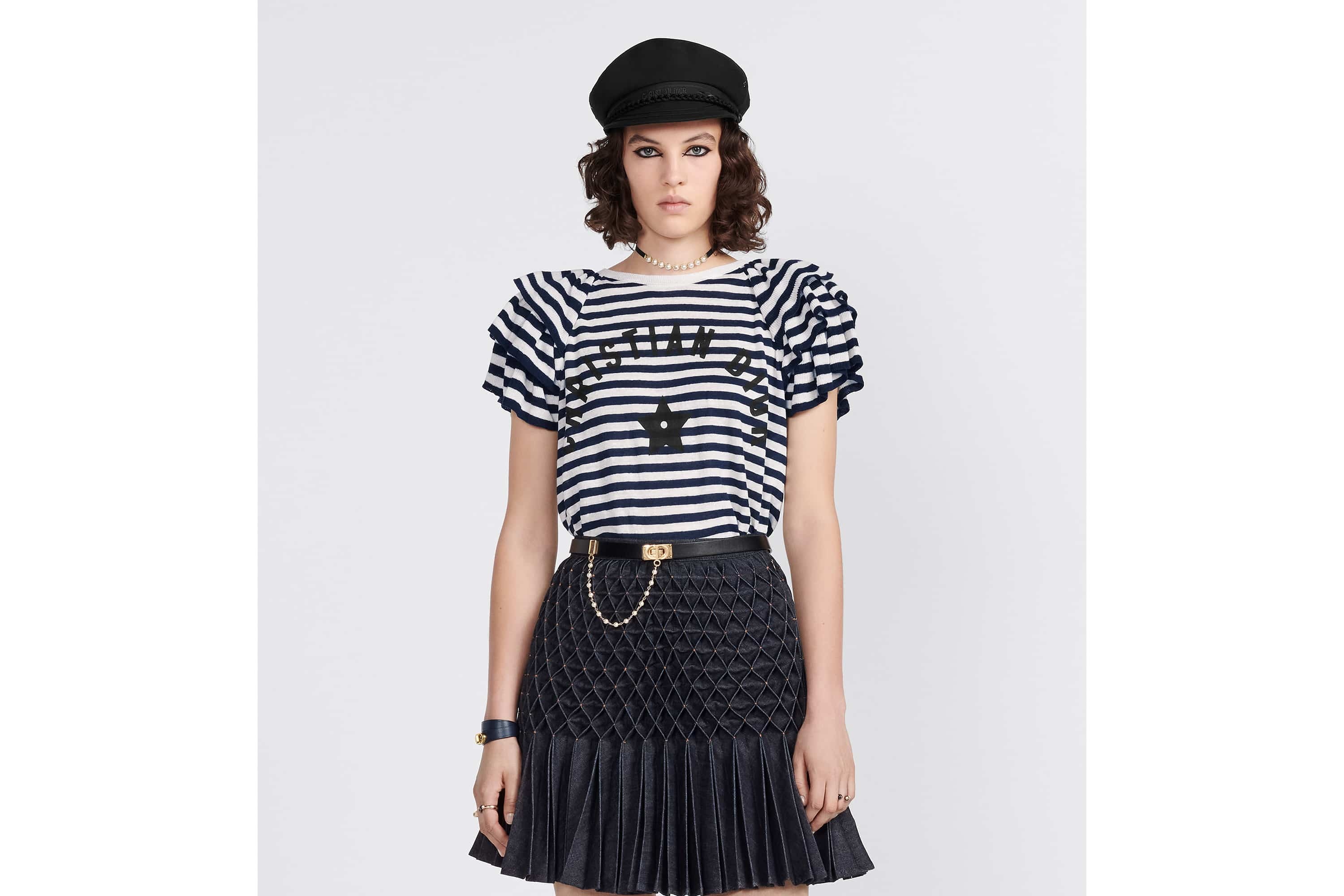 Sweater with Ruffles - 4